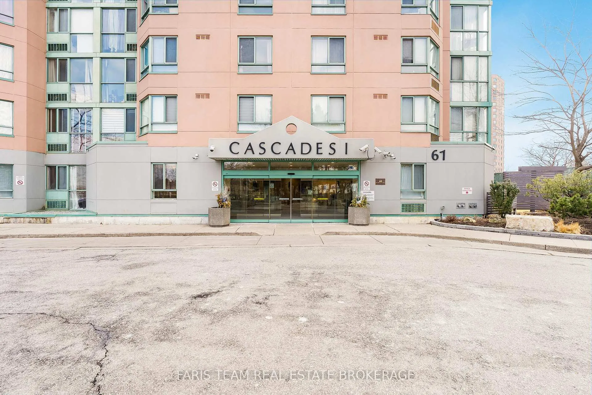 Photo 3 of Unit 507, 61 Markbrook Lane, Etobicoke, Mount Olive-Silverstone-Jamestown — HOMEH