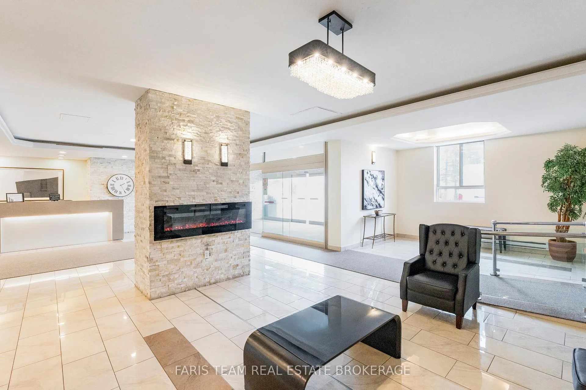 Photo 4 of Unit 507, 61 Markbrook Lane, Etobicoke, Mount Olive-Silverstone-Jamestown — HOMEH