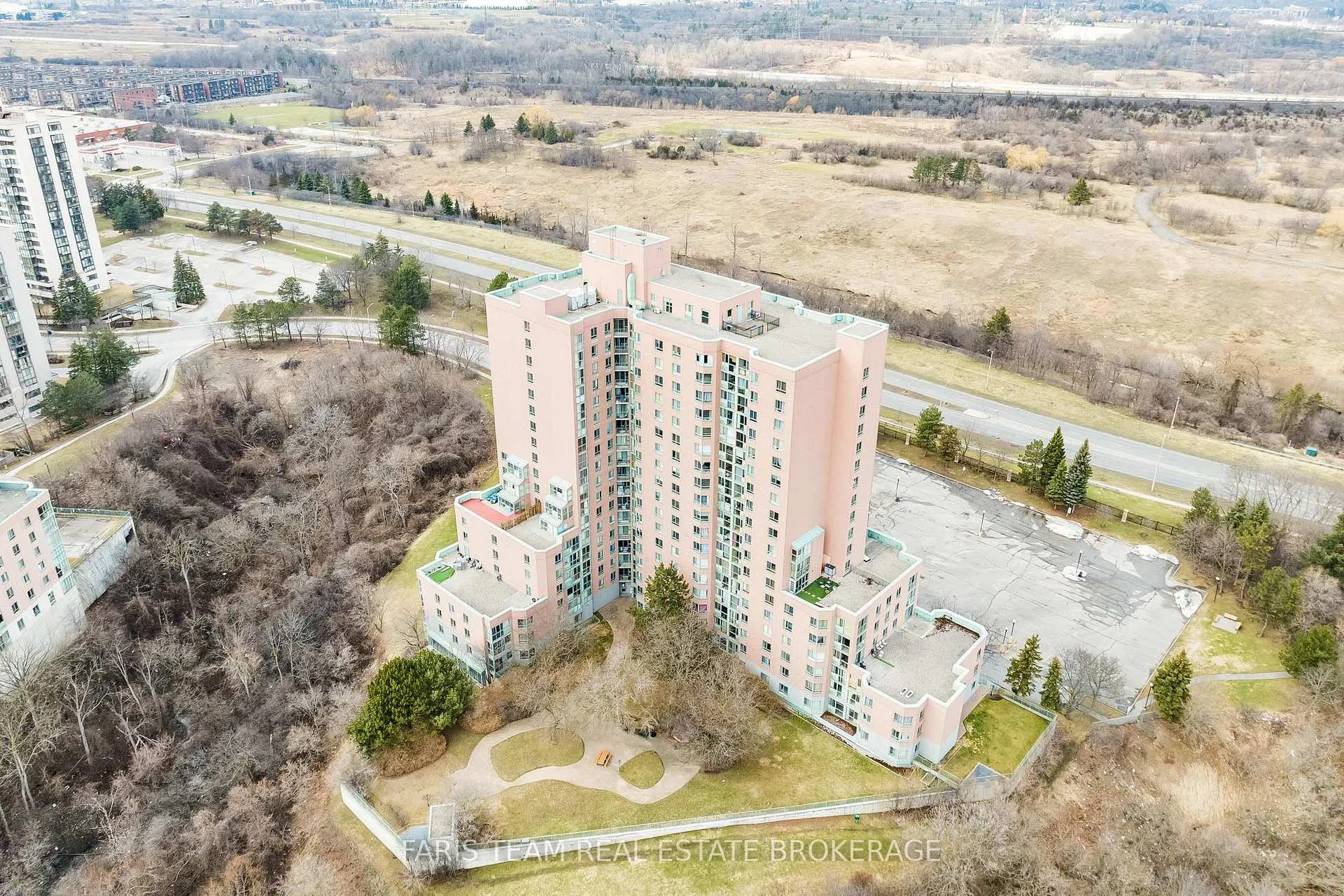 Photo 30 of Unit 507, 61 Markbrook Lane, Etobicoke, Mount Olive-Silverstone-Jamestown — HOMEH