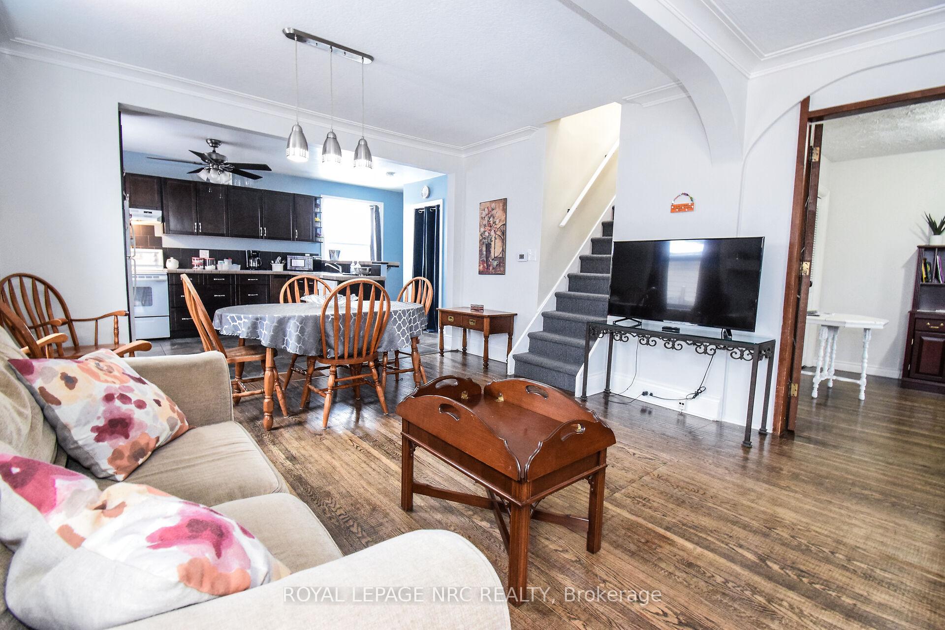 Photo 8 of 109 Pine Street S, Thorold, Thorold Downtown — HOMEH