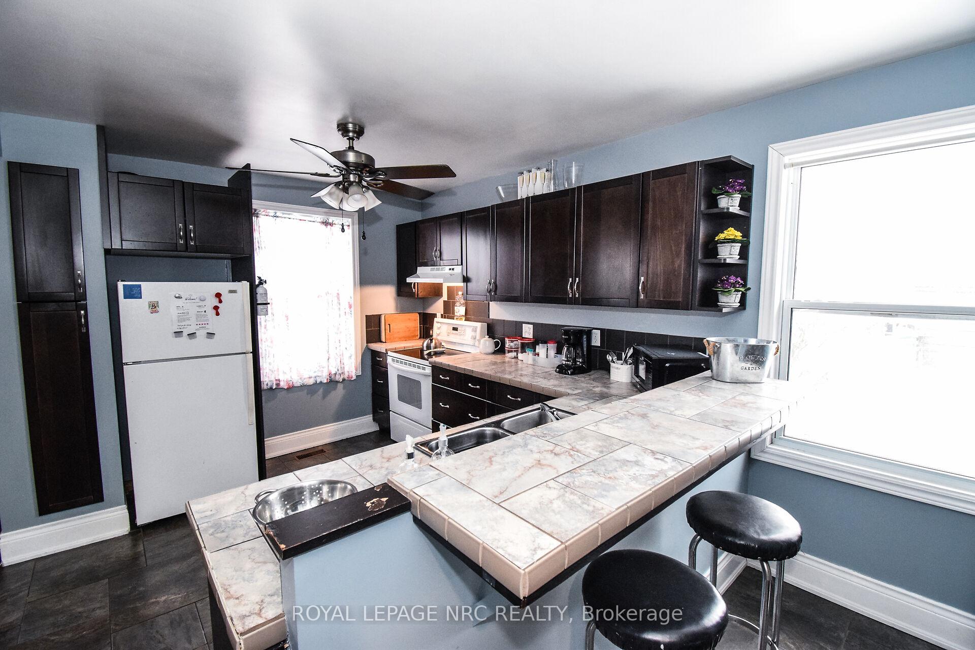 Photo 11 of 109 Pine Street S, Thorold, Thorold Downtown — HOMEH