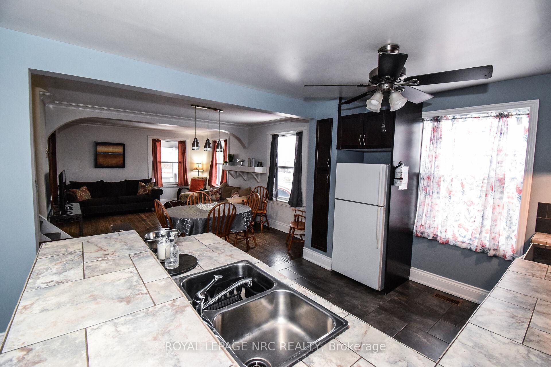 Photo 13 of 109 Pine Street S, Thorold, Thorold Downtown — HOMEH
