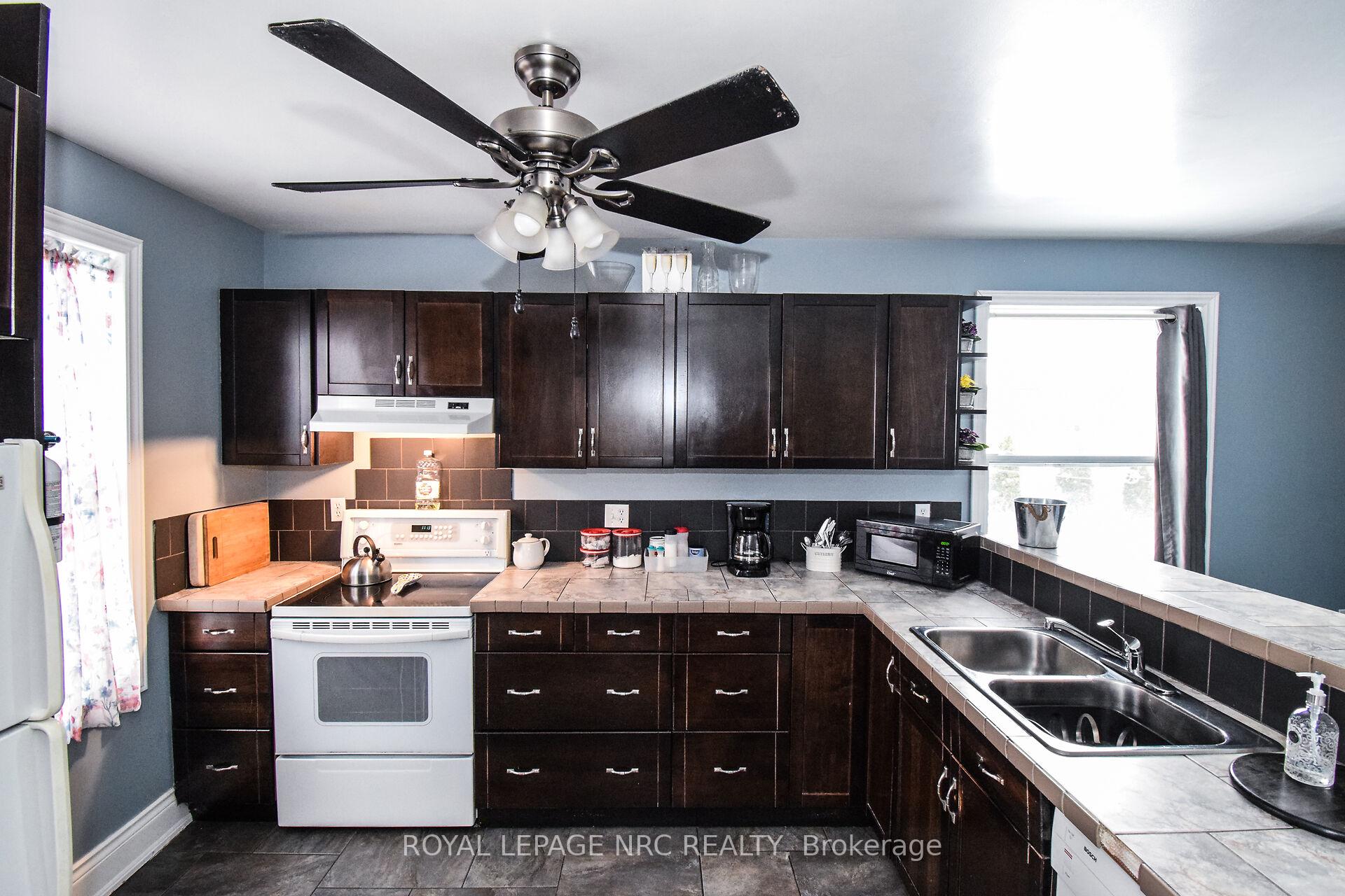 Photo 14 of 109 Pine Street S, Thorold, Thorold Downtown — HOMEH