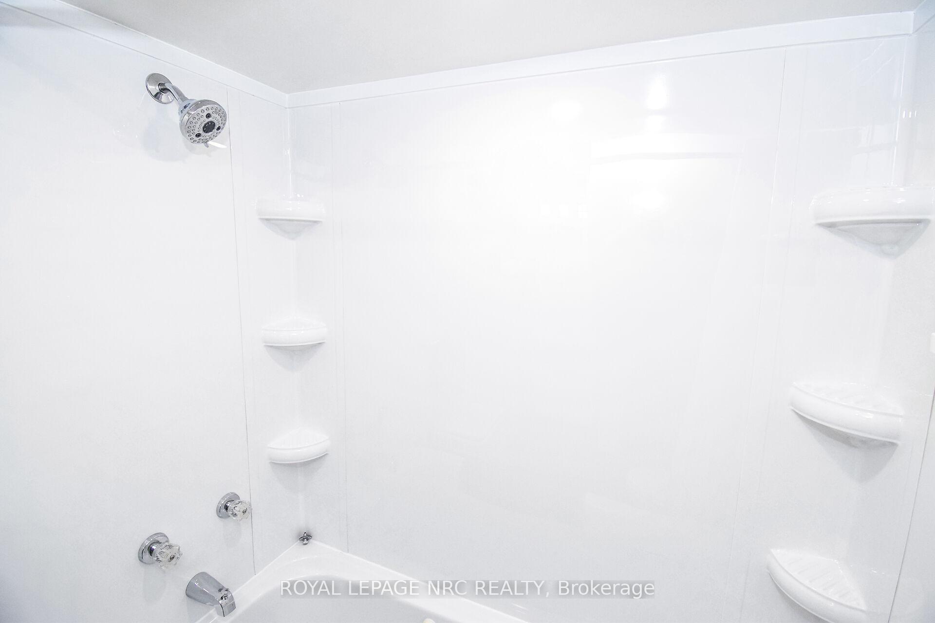 Photo 18 of 109 Pine Street S, Thorold, Thorold Downtown — HOMEH
