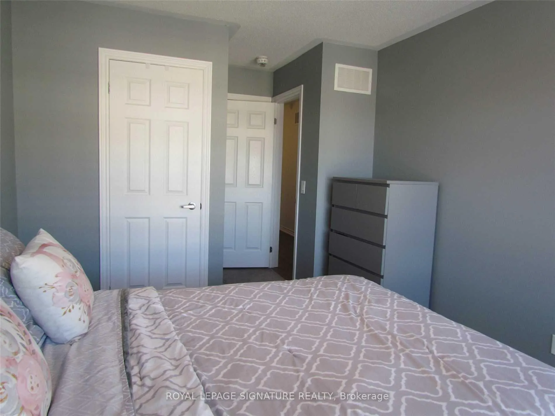 Photo 2 of 434 Athabasca Common, Oakville, Joshua Meadows — HOMEH