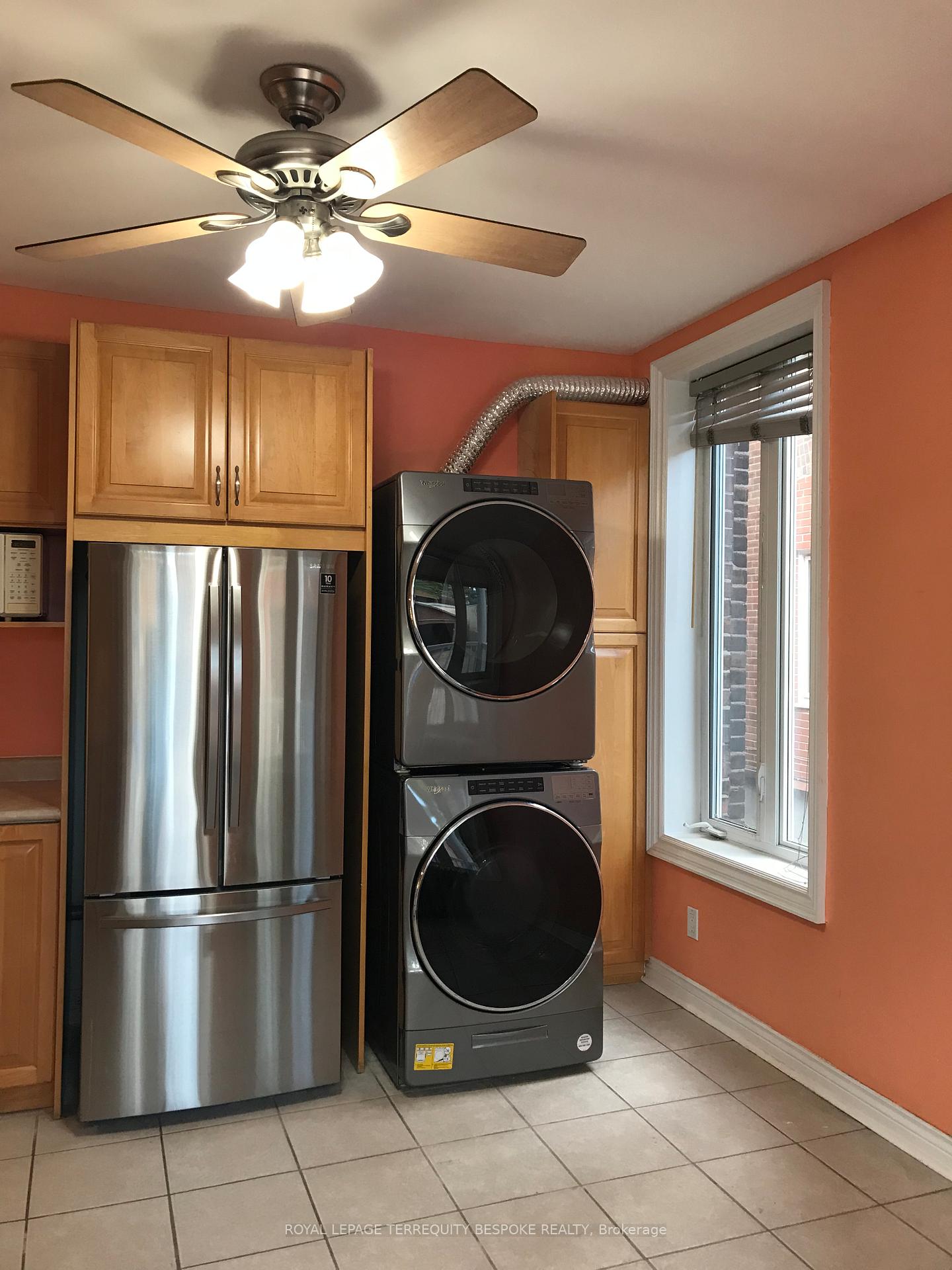 Photo 12 of Unit Main, 9 Concord Avenue, Toronto, Palmerston-Little Italy — HOMEH