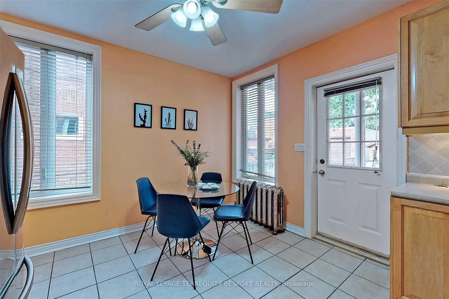 Photo 14 of Unit Main, 9 Concord Avenue, Toronto, Palmerston-Little Italy — HOMEH