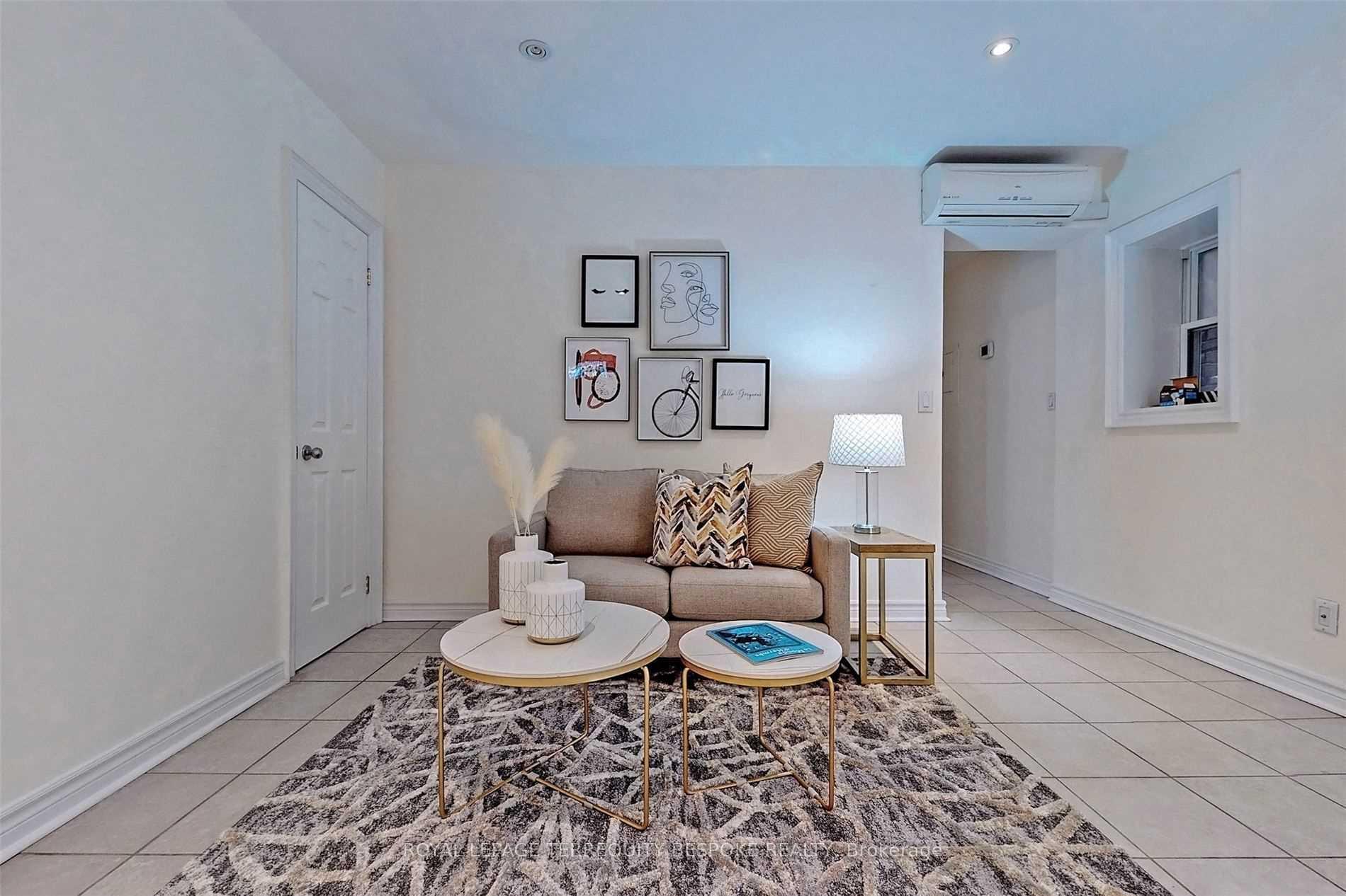Photo 15 of Unit Main, 9 Concord Avenue, Toronto, Palmerston-Little Italy — HOMEH