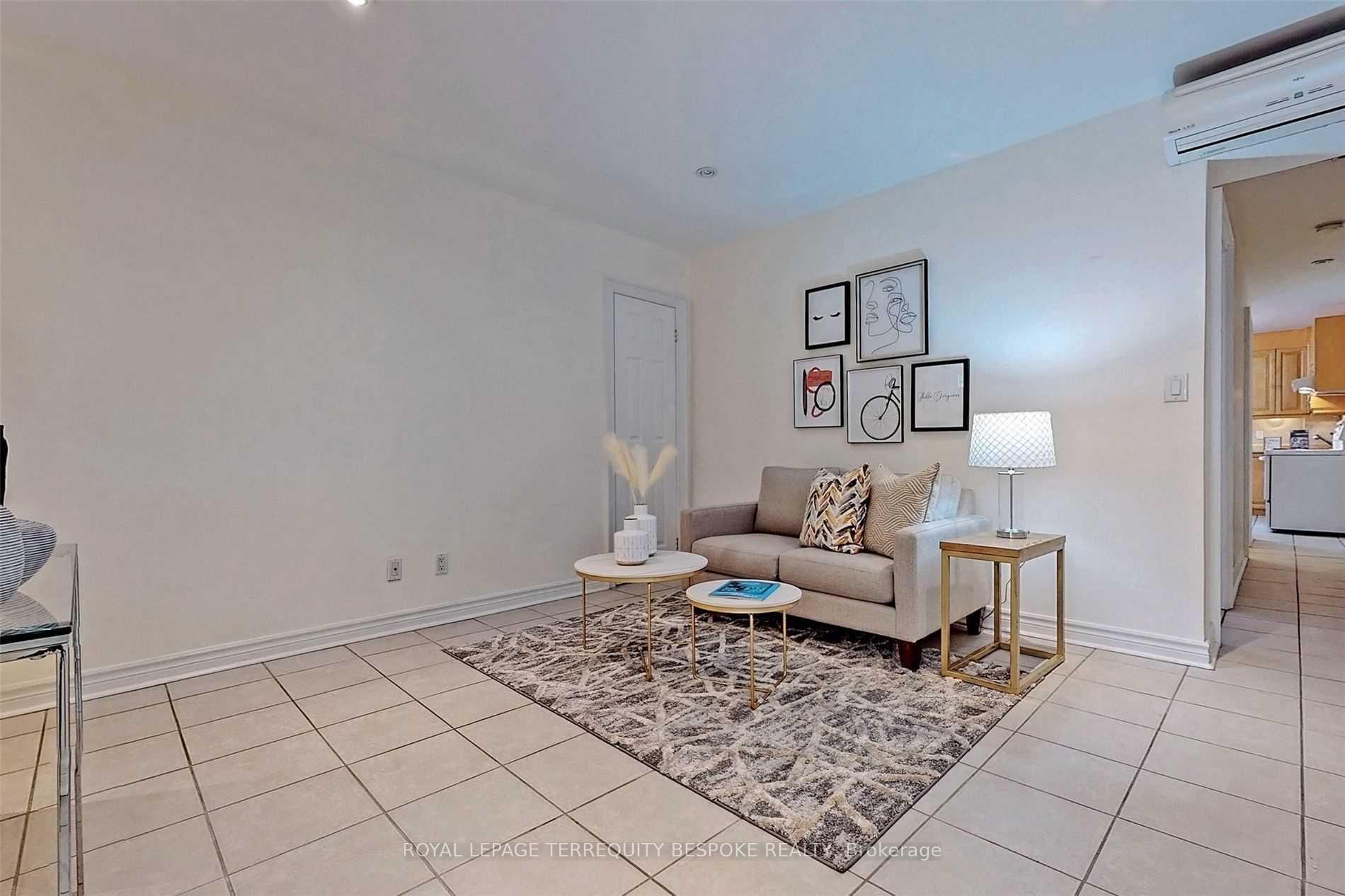 Photo 17 of Unit Main, 9 Concord Avenue, Toronto, Palmerston-Little Italy — HOMEH