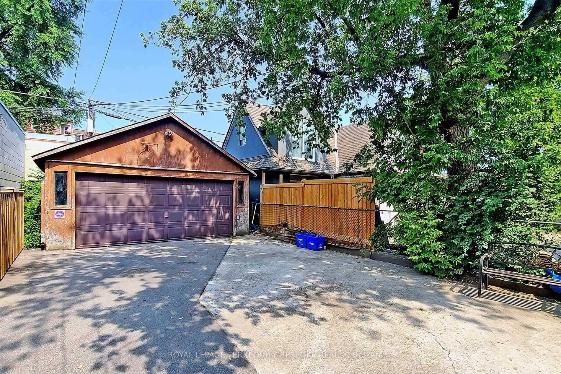 Photo 23 of Unit Main, 9 Concord Avenue, Toronto, Palmerston-Little Italy — HOMEH