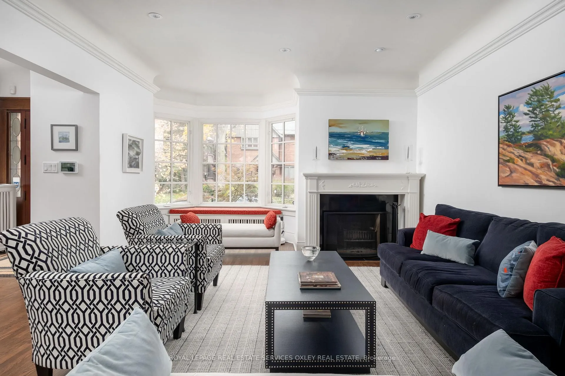 Photo 2 of 7 Binscarth Road, Toronto, Rosedale-Moore Park — HOMEH