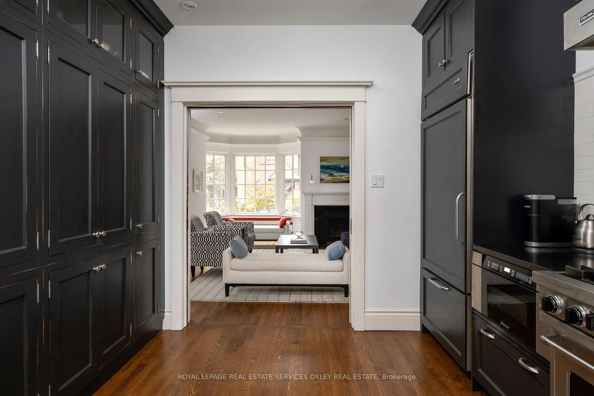 Photo 10 of 7 Binscarth Road, Toronto, Rosedale-Moore Park — HOMEH