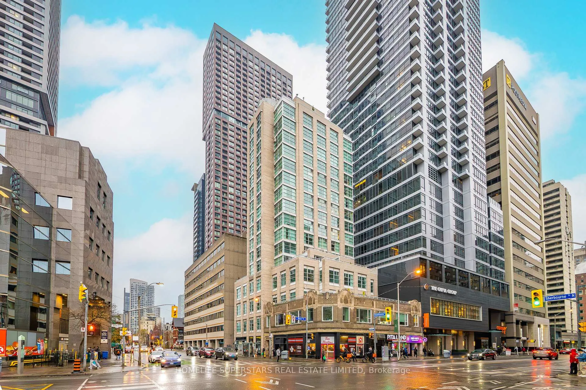 Photo 2 of Unit PH 3, 409 Bloor Street E, Toronto, Rosedale-Moore Park — HOMEH