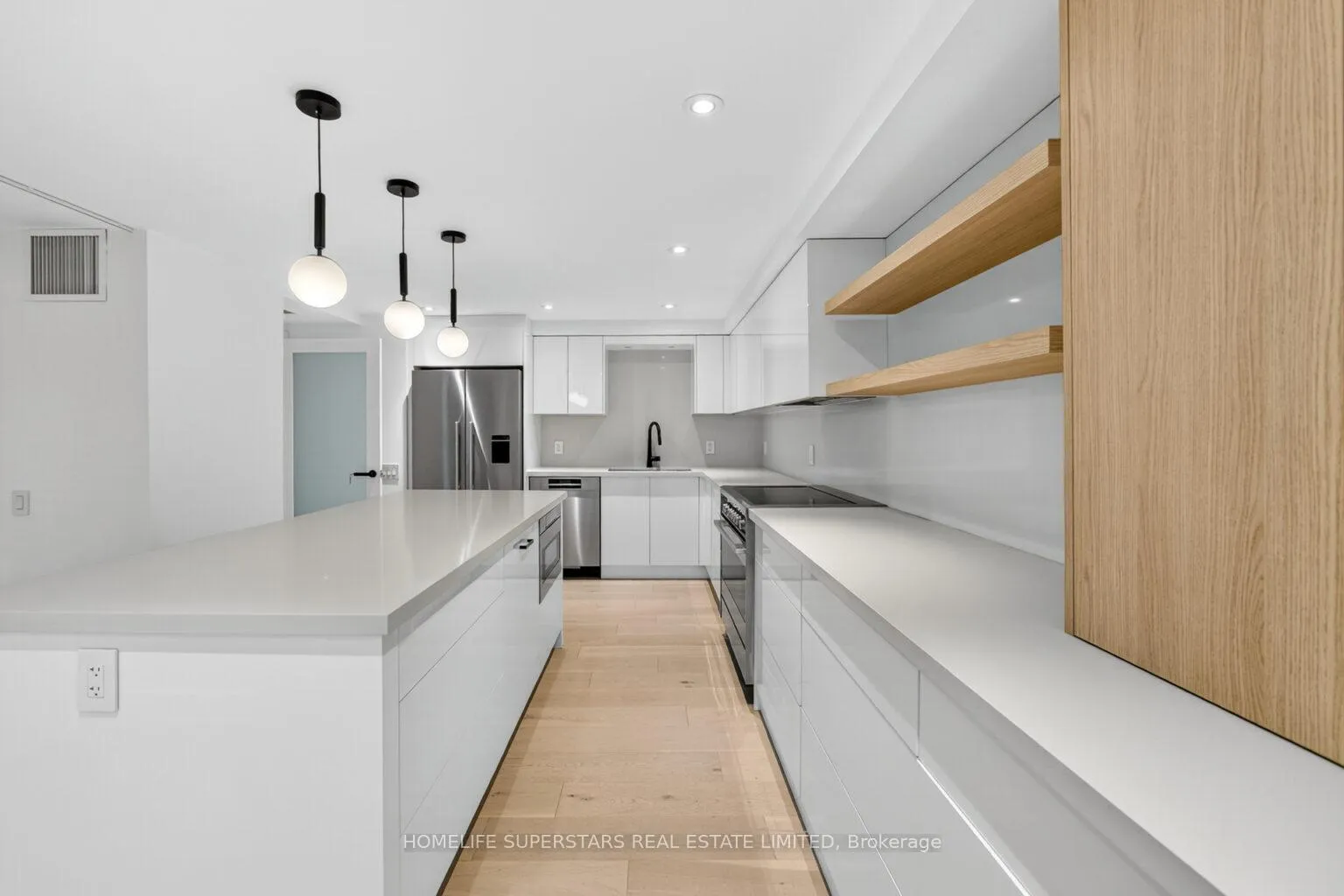 Photo 7 of Unit PH 3, 409 Bloor Street E, Toronto, Rosedale-Moore Park — HOMEH