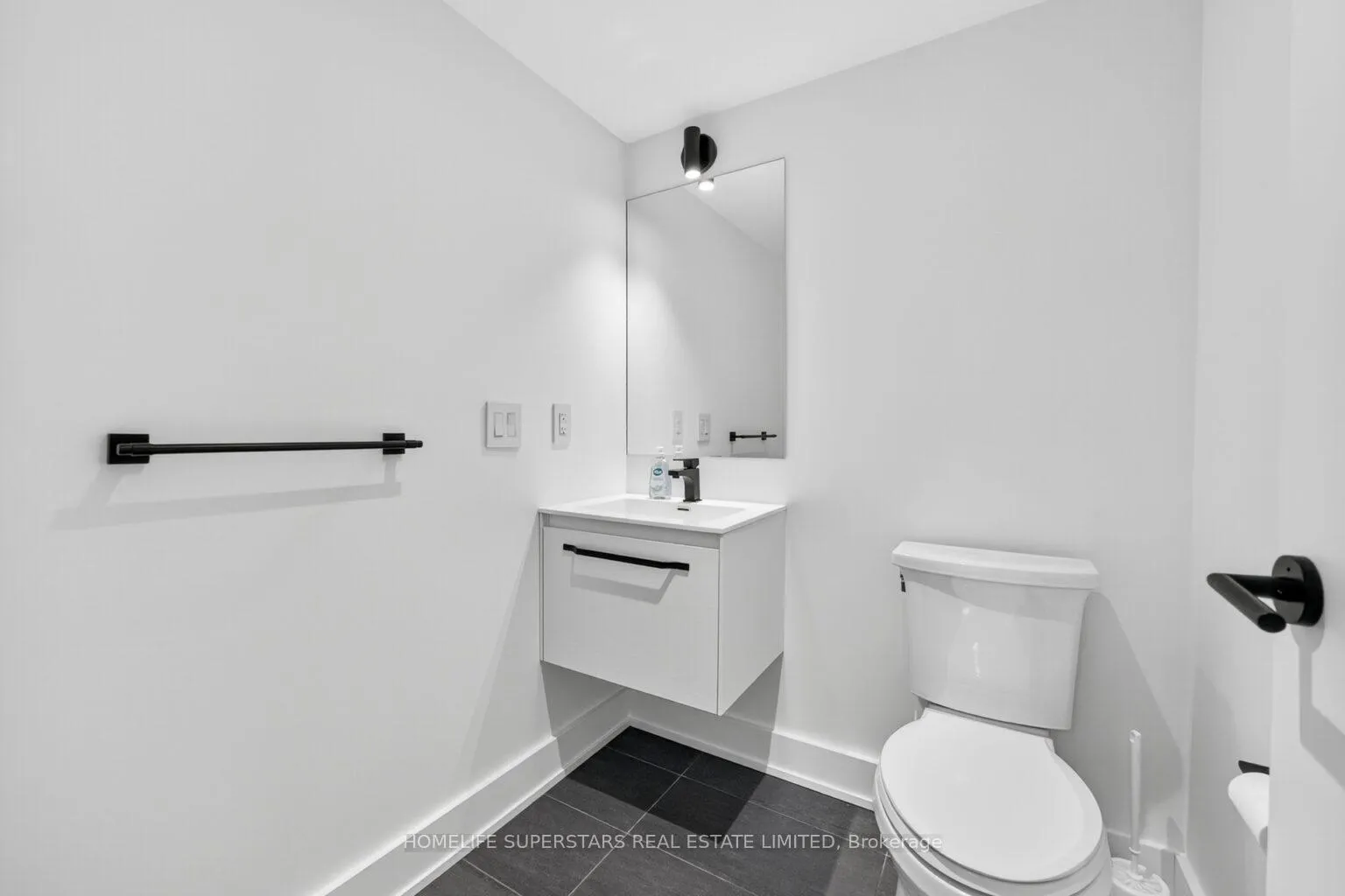 Photo 27 of Unit PH 3, 409 Bloor Street E, Toronto, Rosedale-Moore Park — HOMEH