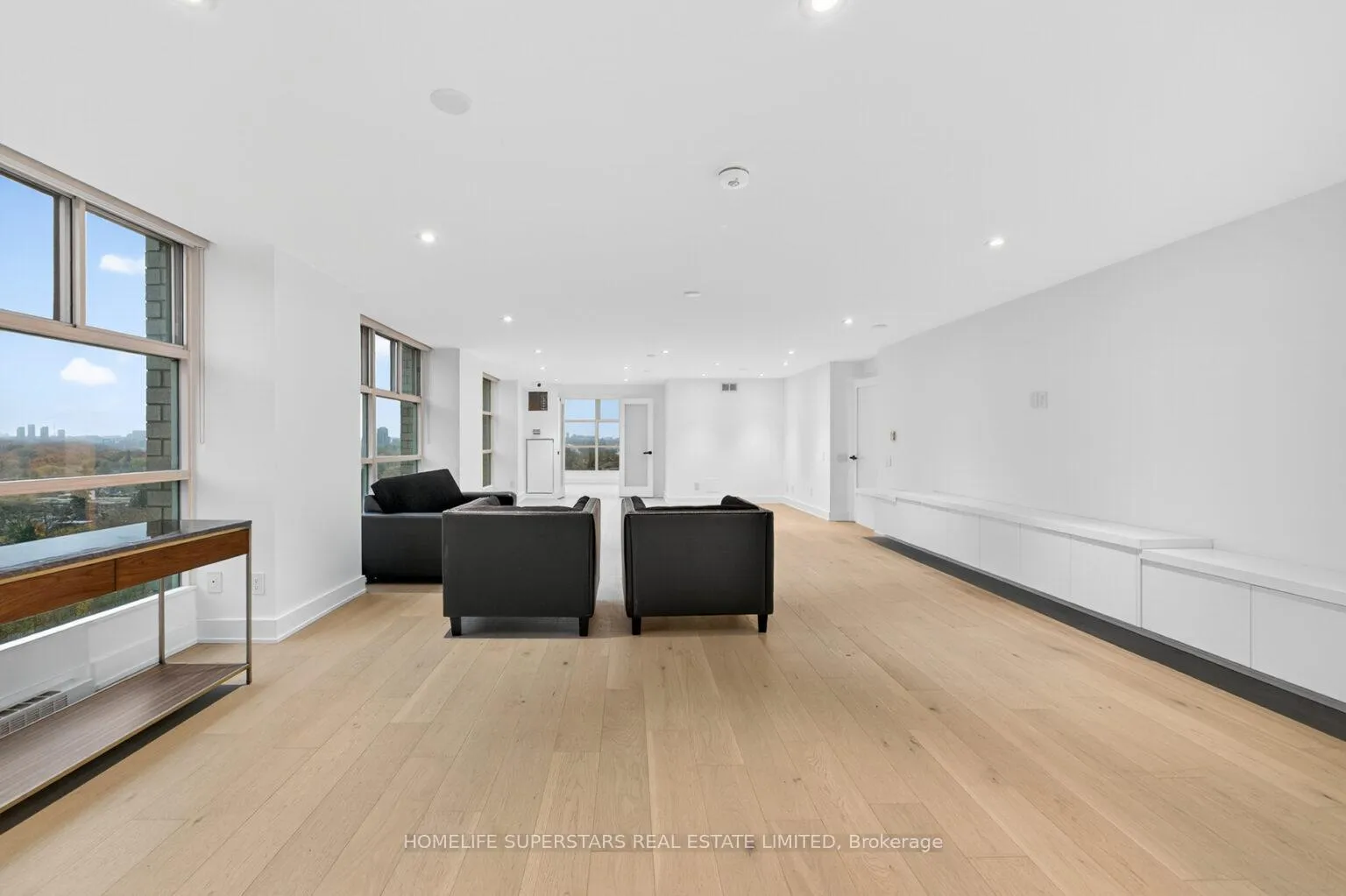 Photo 30 of Unit PH 3, 409 Bloor Street E, Toronto, Rosedale-Moore Park — HOMEH