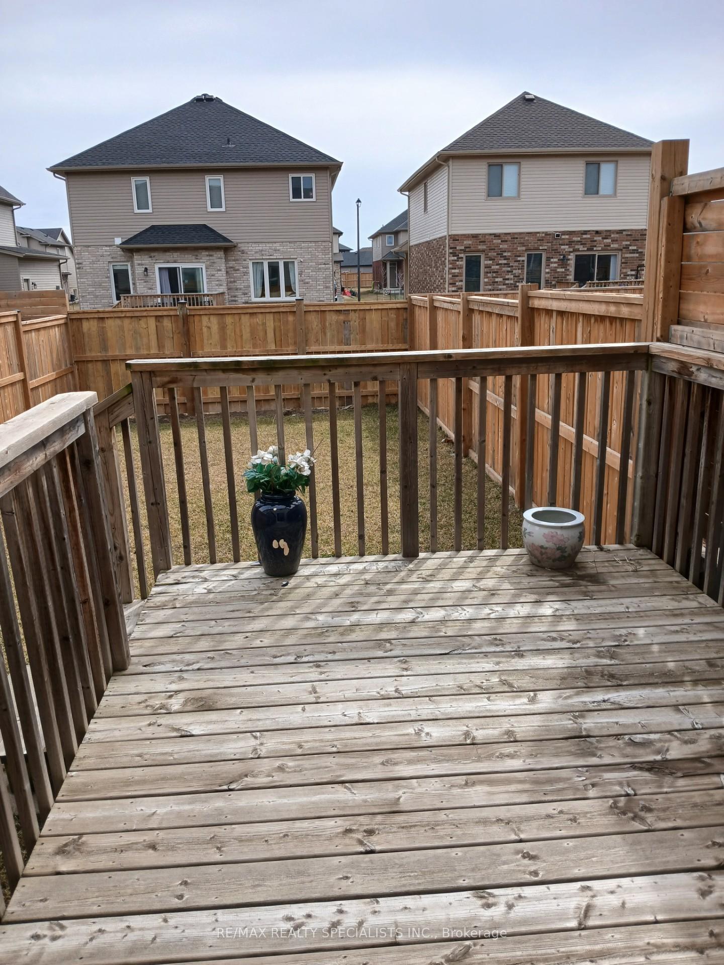 Photo 28 of 13 Harmony Way, Thorold, Rolling Meadows — HOMEH