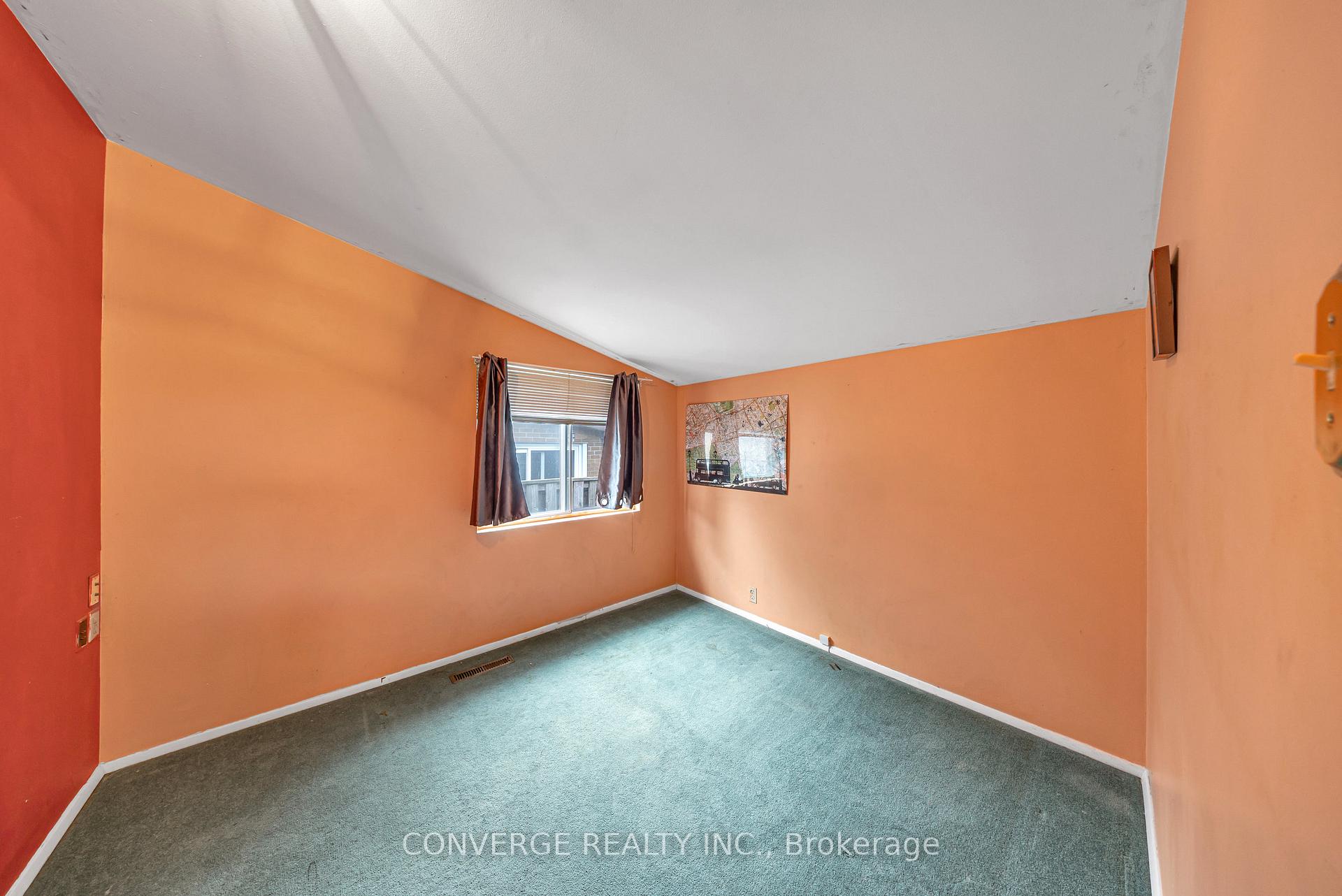 Photo 14 of 41 Brookridge Drive, Scarborough, Bendale — HOMEH
