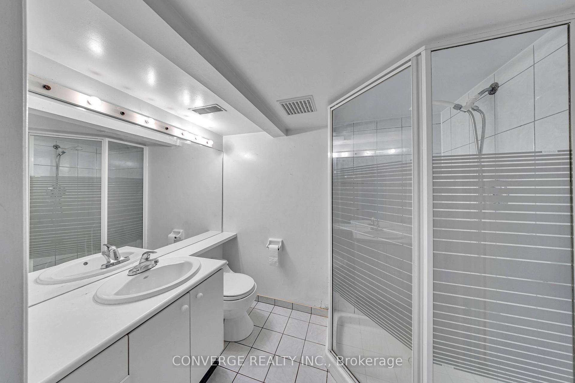 Photo 20 of 41 Brookridge Drive, Scarborough, Bendale — HOMEH