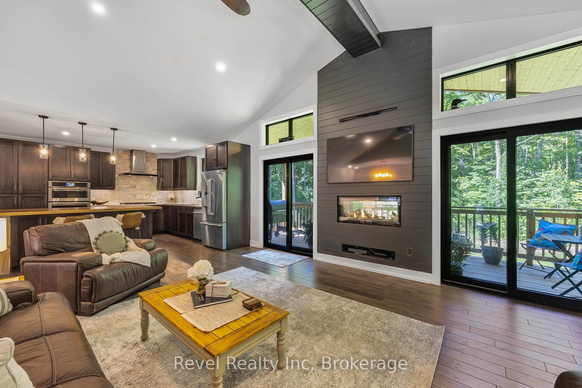 Photo 4 of 704 Rue Lafontaine Road, Tiny, Rural Tiny — HOMEH
