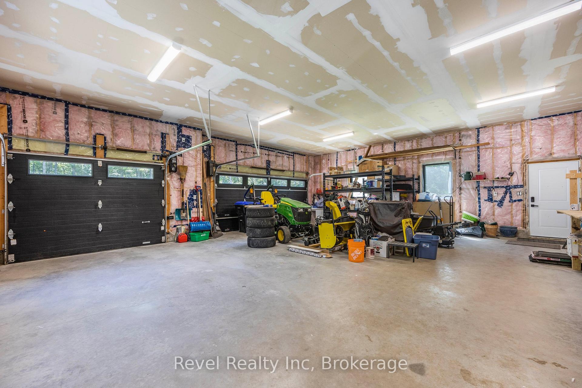 Photo 31 of 704 Rue Lafontaine Road, Tiny, Rural Tiny — HOMEH