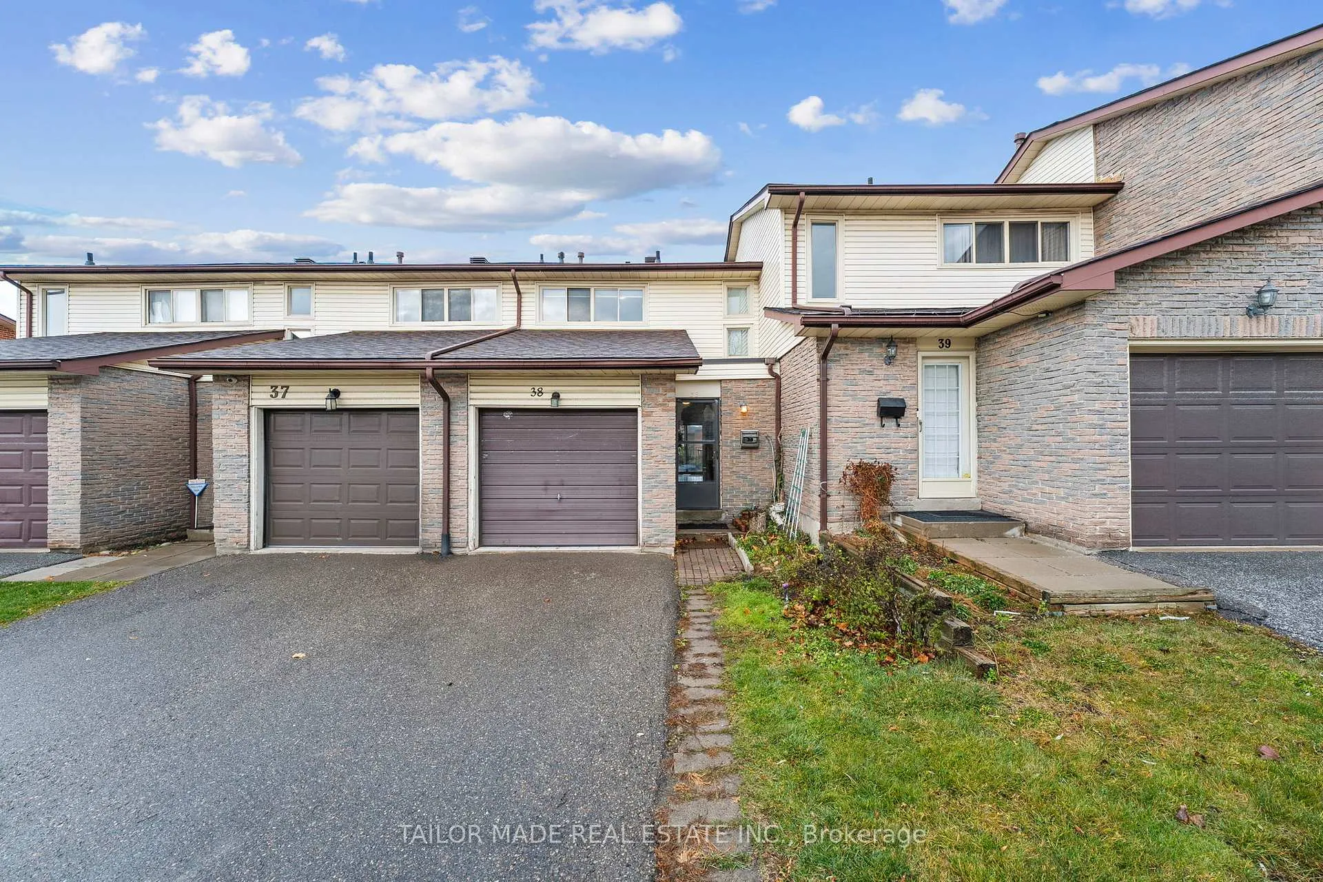 Photo 1 of 38 Collins Crescent, Brampton, Brampton North — HOMEH