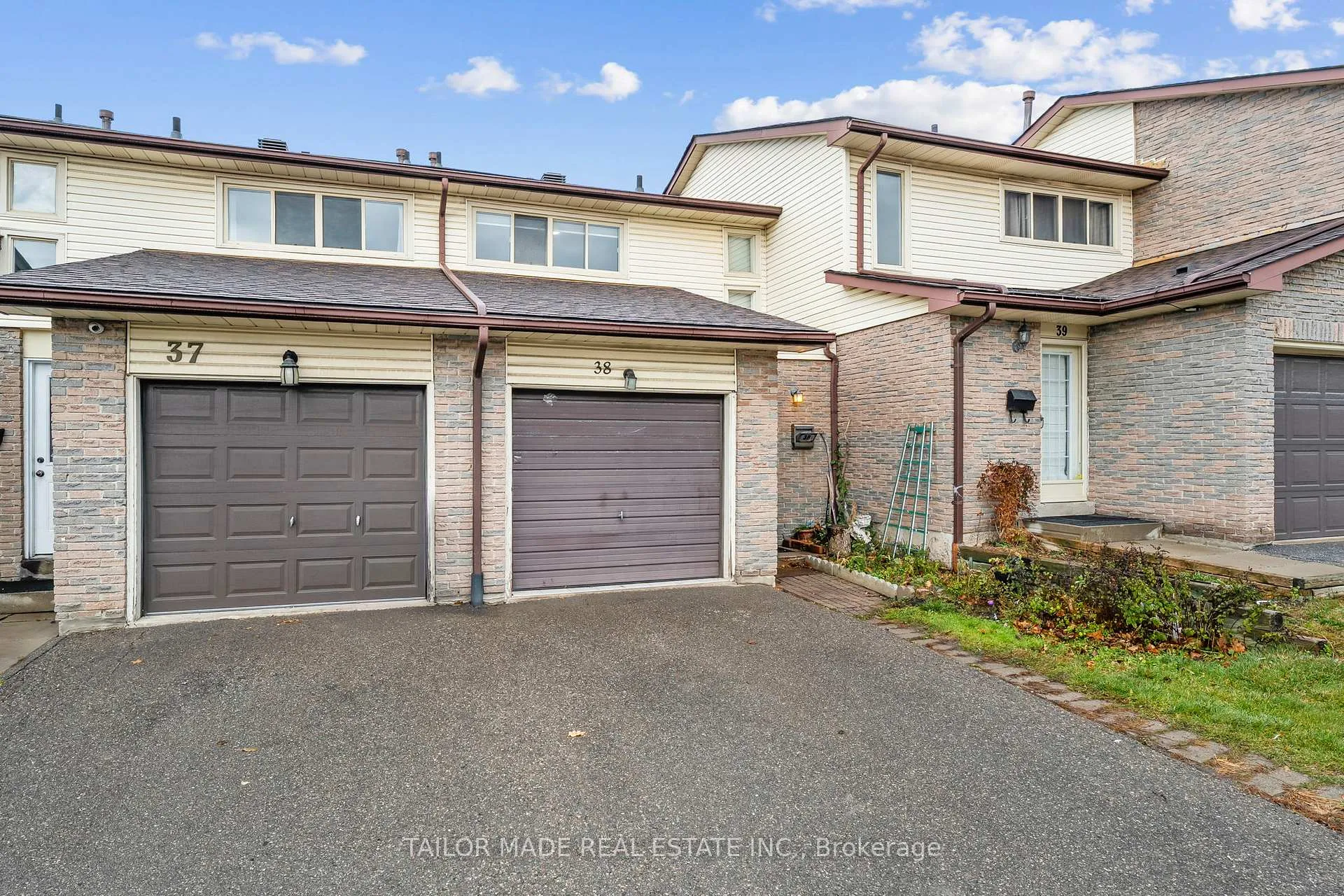 Photo 44 of 38 Collins Crescent, Brampton, Brampton North — HOMEH