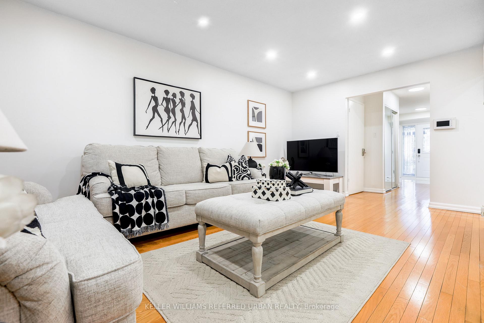Photo 10 of 84 Lowry Square, Scarborough, Malvern — HOMEH