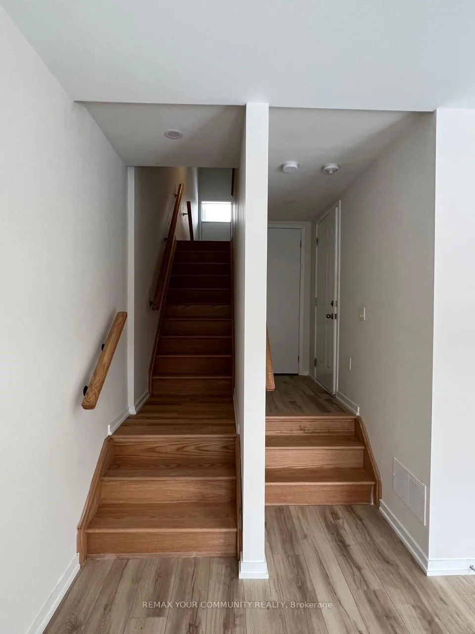 Photo 24 of 137 Rattenbury Road, Vaughan, Patterson — HOMEH