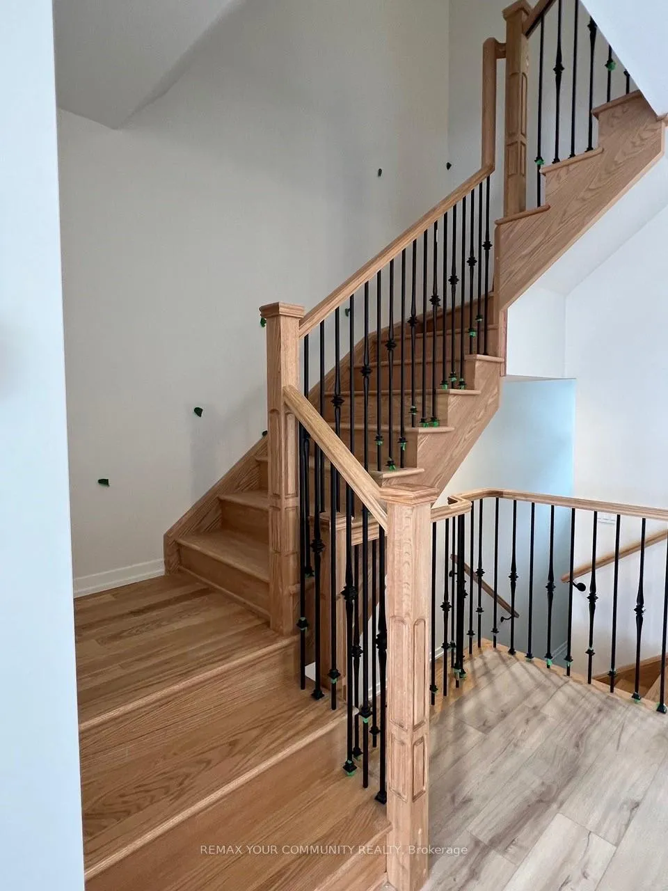 Photo 25 of 137 Rattenbury Road, Vaughan, Patterson — HOMEH