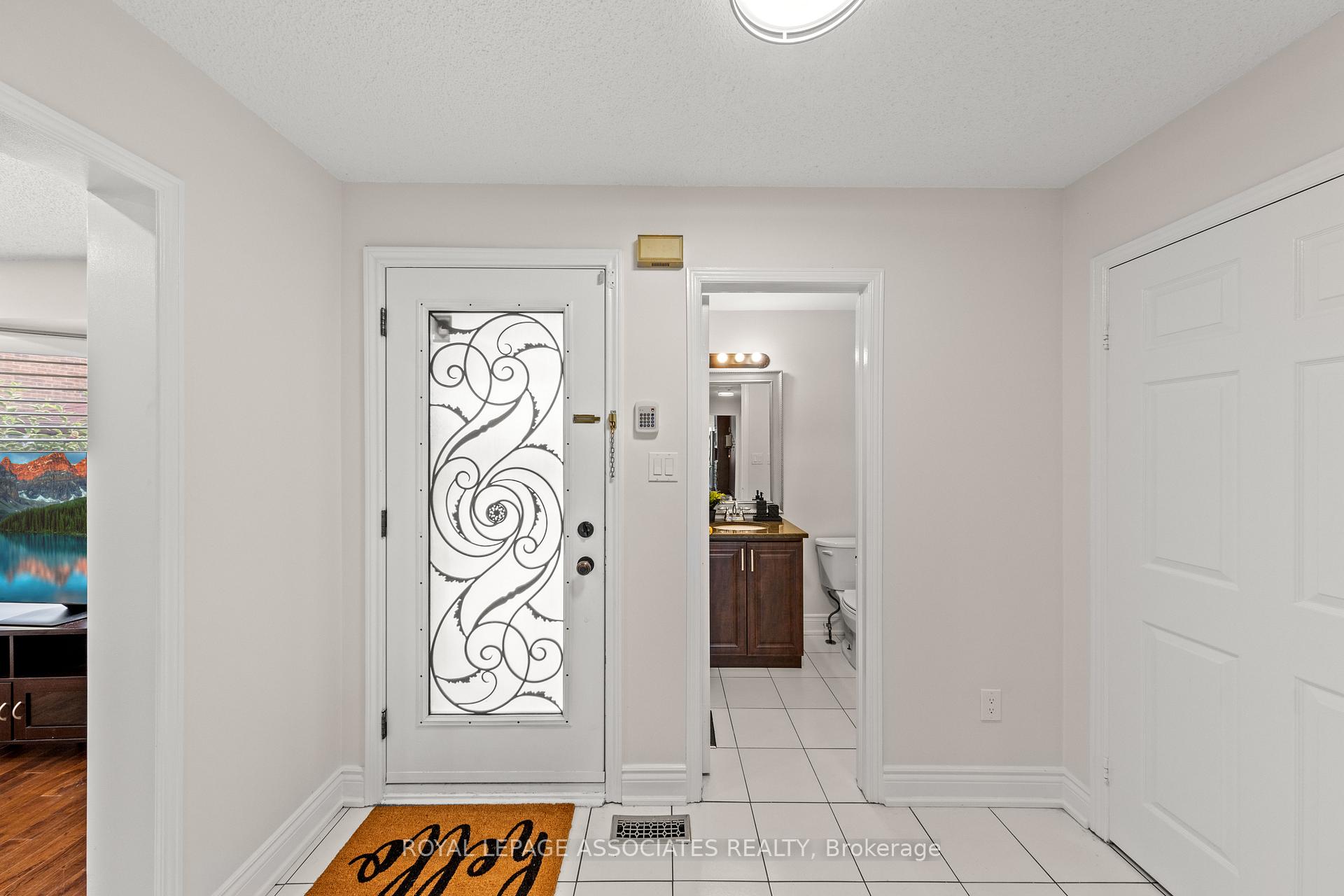 Photo 5 of 47 Whiteway Court, Scarborough, Rouge — HOMEH