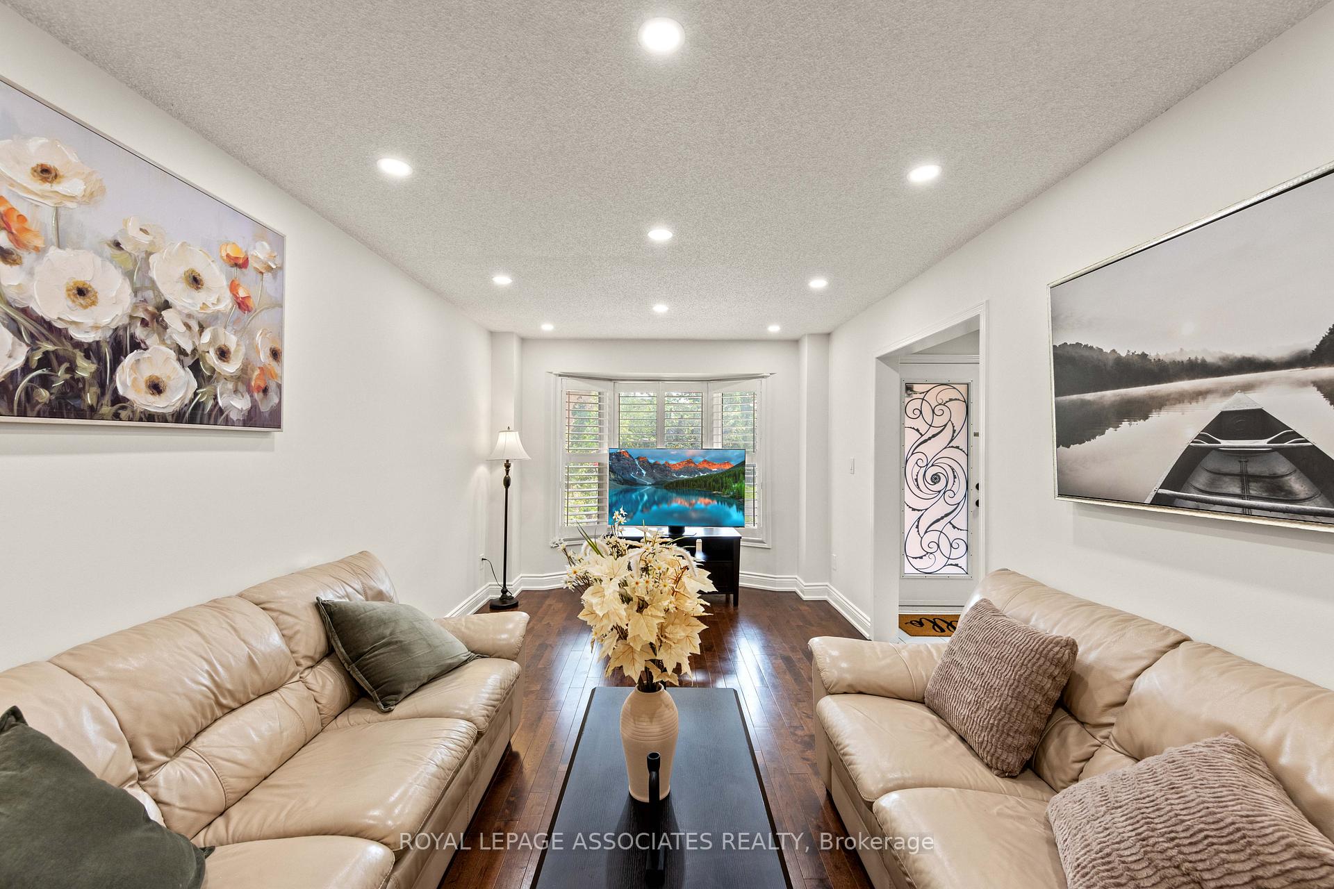 Photo 8 of 47 Whiteway Court, Scarborough, Rouge — HOMEH