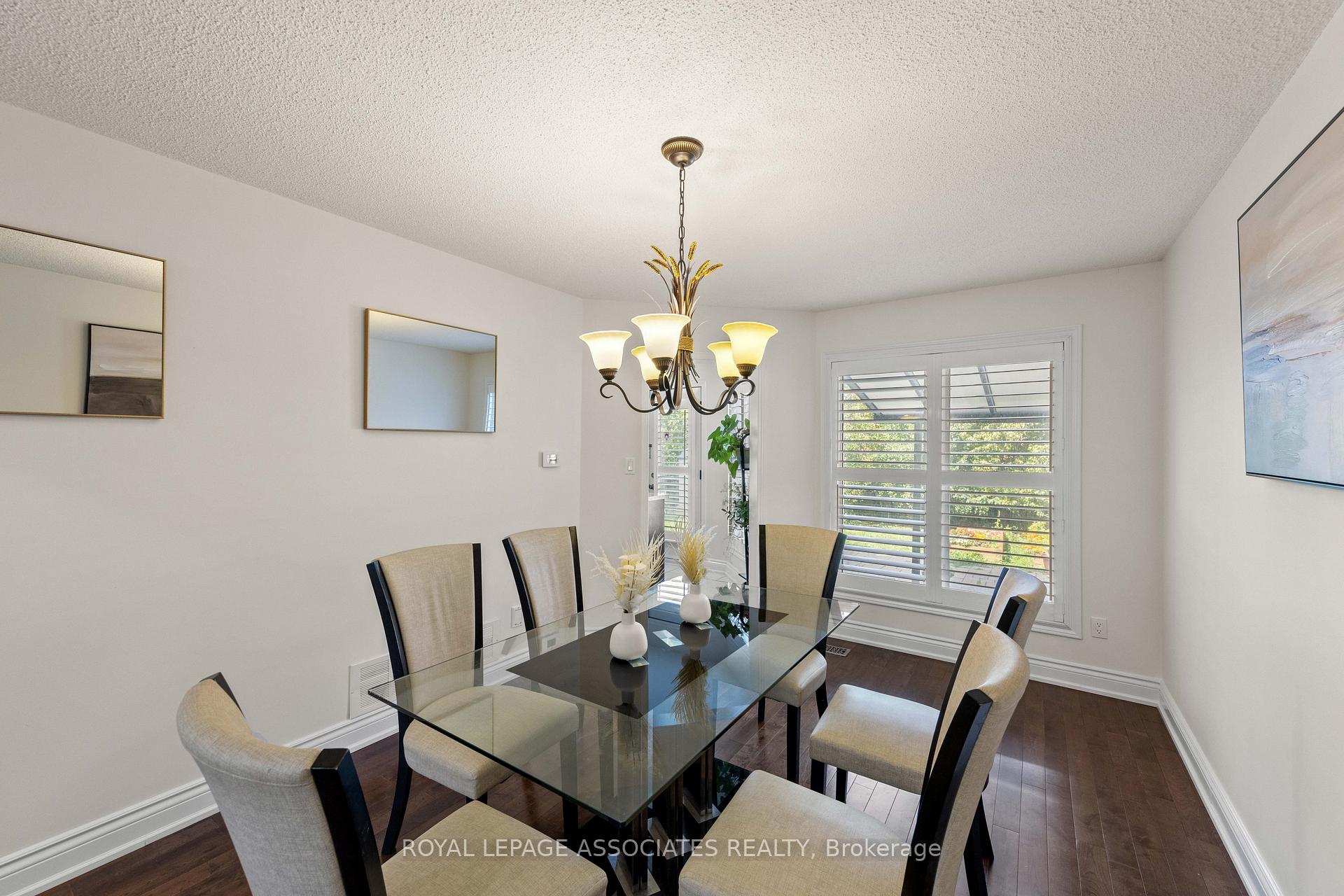 Photo 10 of 47 Whiteway Court, Scarborough, Rouge — HOMEH