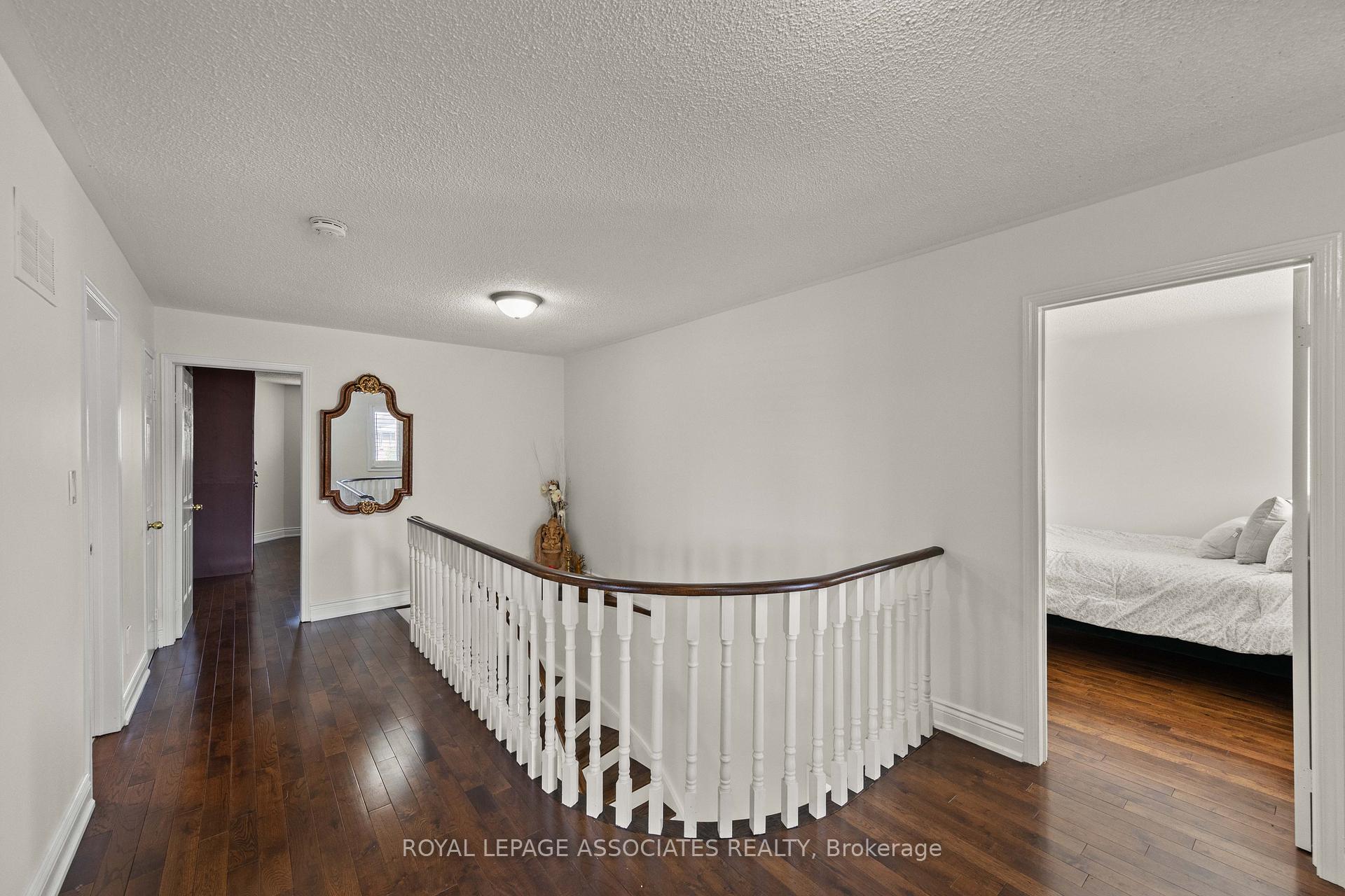 Photo 19 of 47 Whiteway Court, Scarborough, Rouge — HOMEH