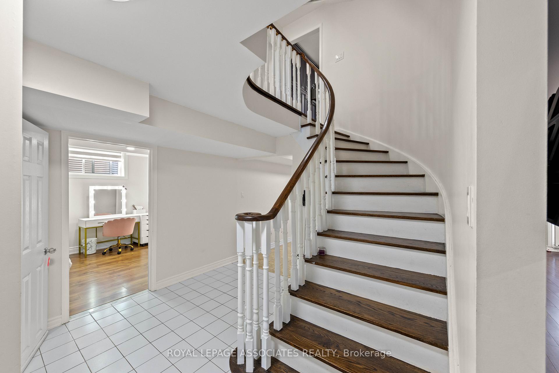 Photo 29 of 47 Whiteway Court, Scarborough, Rouge — HOMEH