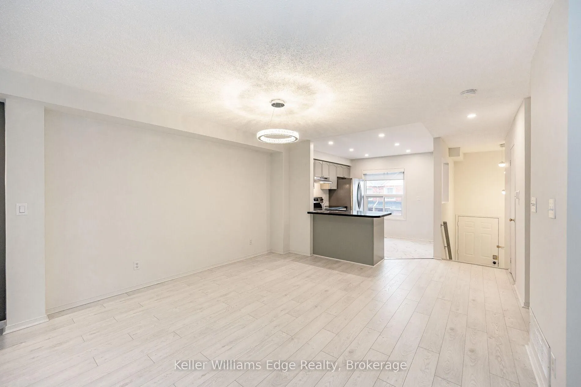 Photo 19 of Unit 2, 1570 Reeves Gate, Oakville, Glen Abbey — HOMEH