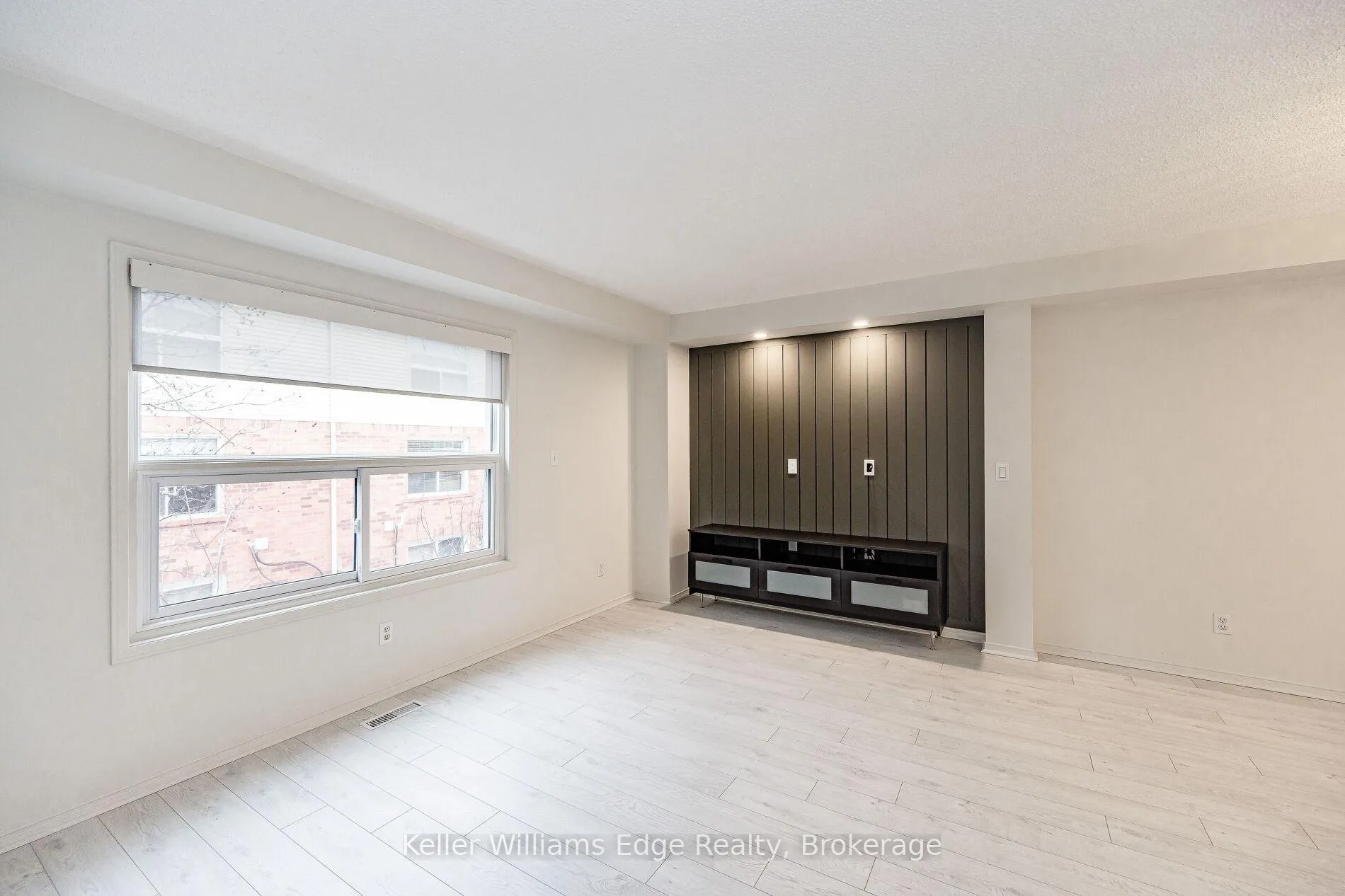 Photo 21 of Unit 2, 1570 Reeves Gate, Oakville, Glen Abbey — HOMEH