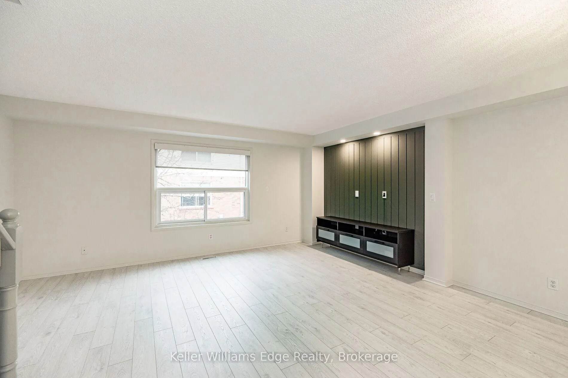 Photo 24 of Unit 2, 1570 Reeves Gate, Oakville, Glen Abbey — HOMEH