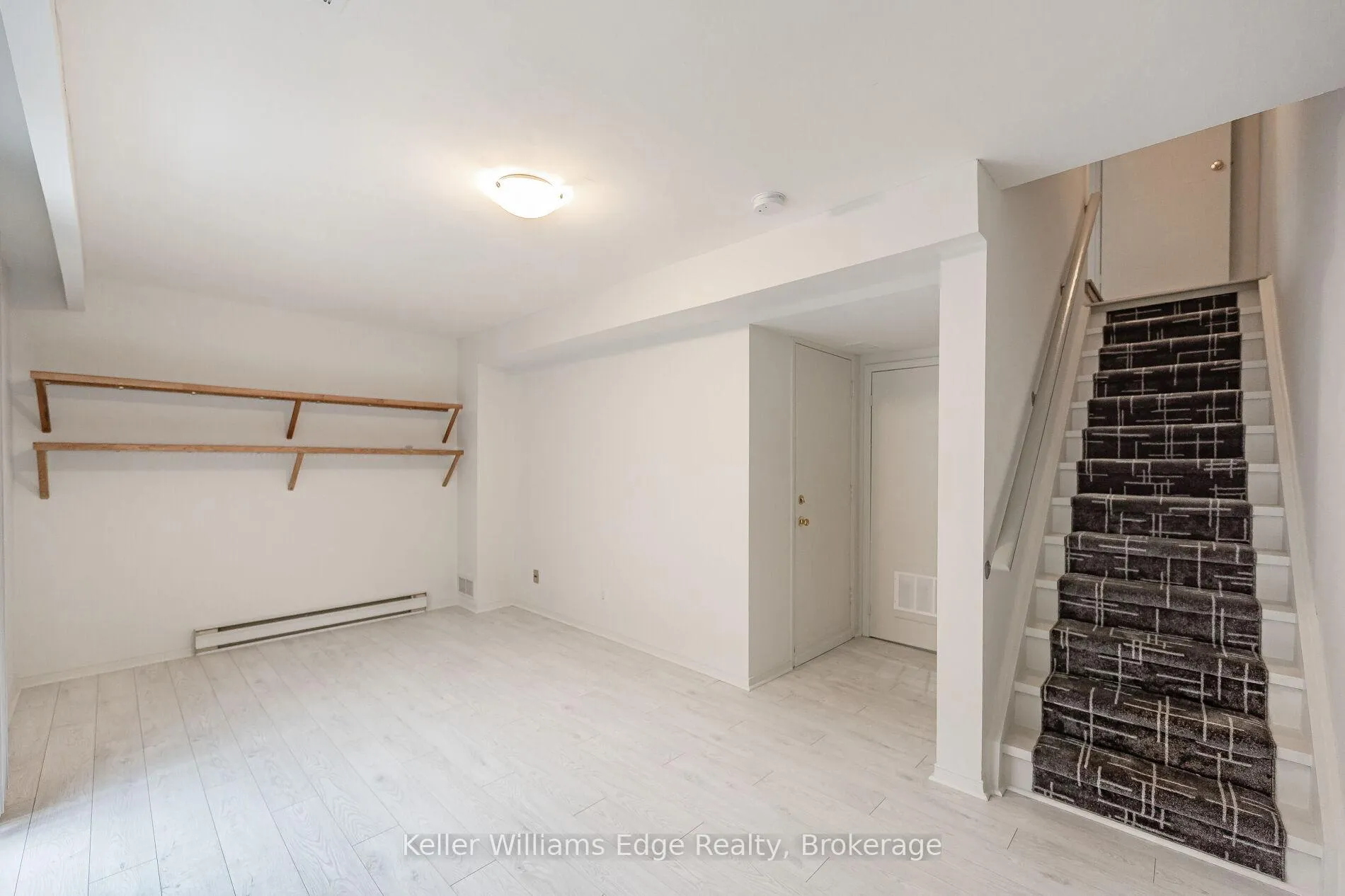 Photo 40 of Unit 2, 1570 Reeves Gate, Oakville, Glen Abbey — HOMEH