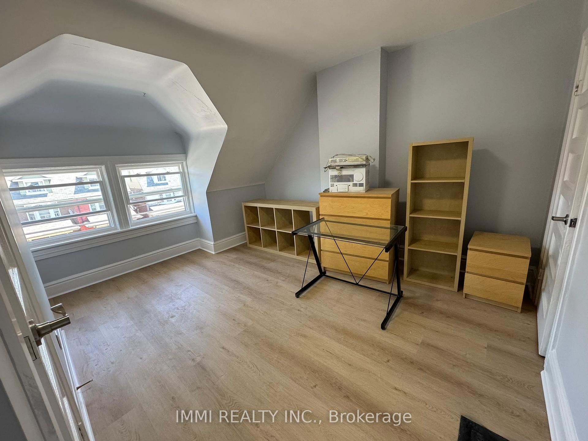 Photo 18 of 618 Bathurst Street, Toronto, Palmerston-Little Italy — HOMEH