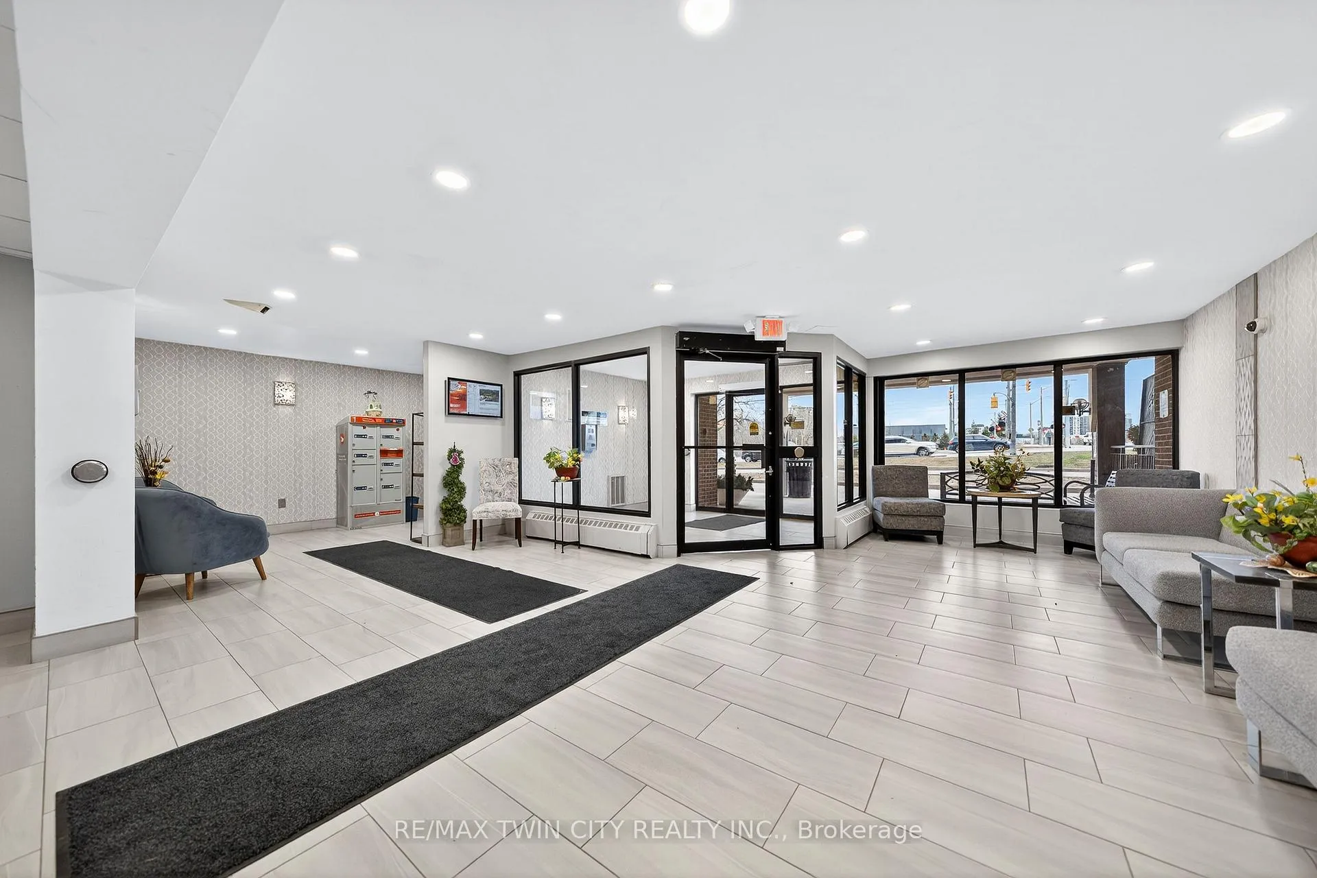 Photo 15 of Unit 605, 1100 Courtland Avenue E, Kitchener, Vanier - Kitchener — HOMEH