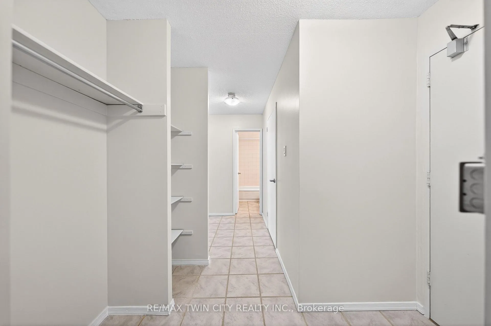 Photo 32 of Unit 605, 1100 Courtland Avenue E, Kitchener, Vanier - Kitchener — HOMEH