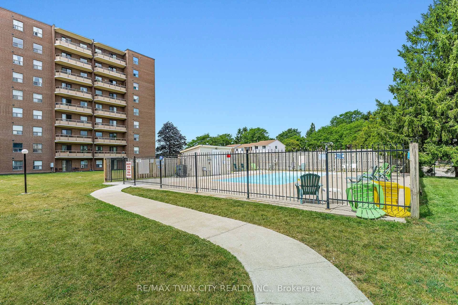 Photo 39 of Unit 605, 1100 Courtland Avenue E, Kitchener, Vanier - Kitchener — HOMEH