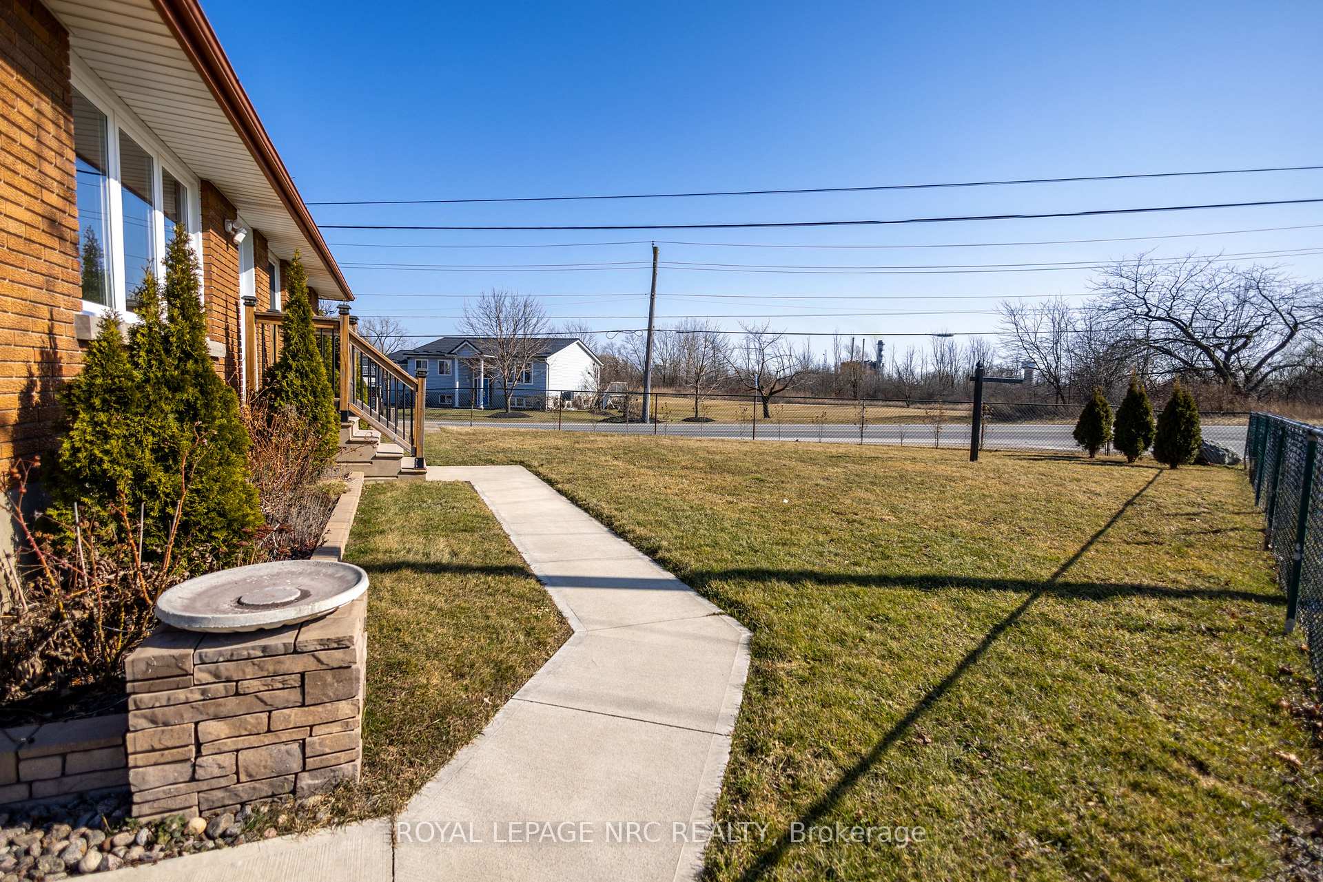 Photo 26 of 72 Battle Street, Thorold, Thorold Downtown — HOMEH