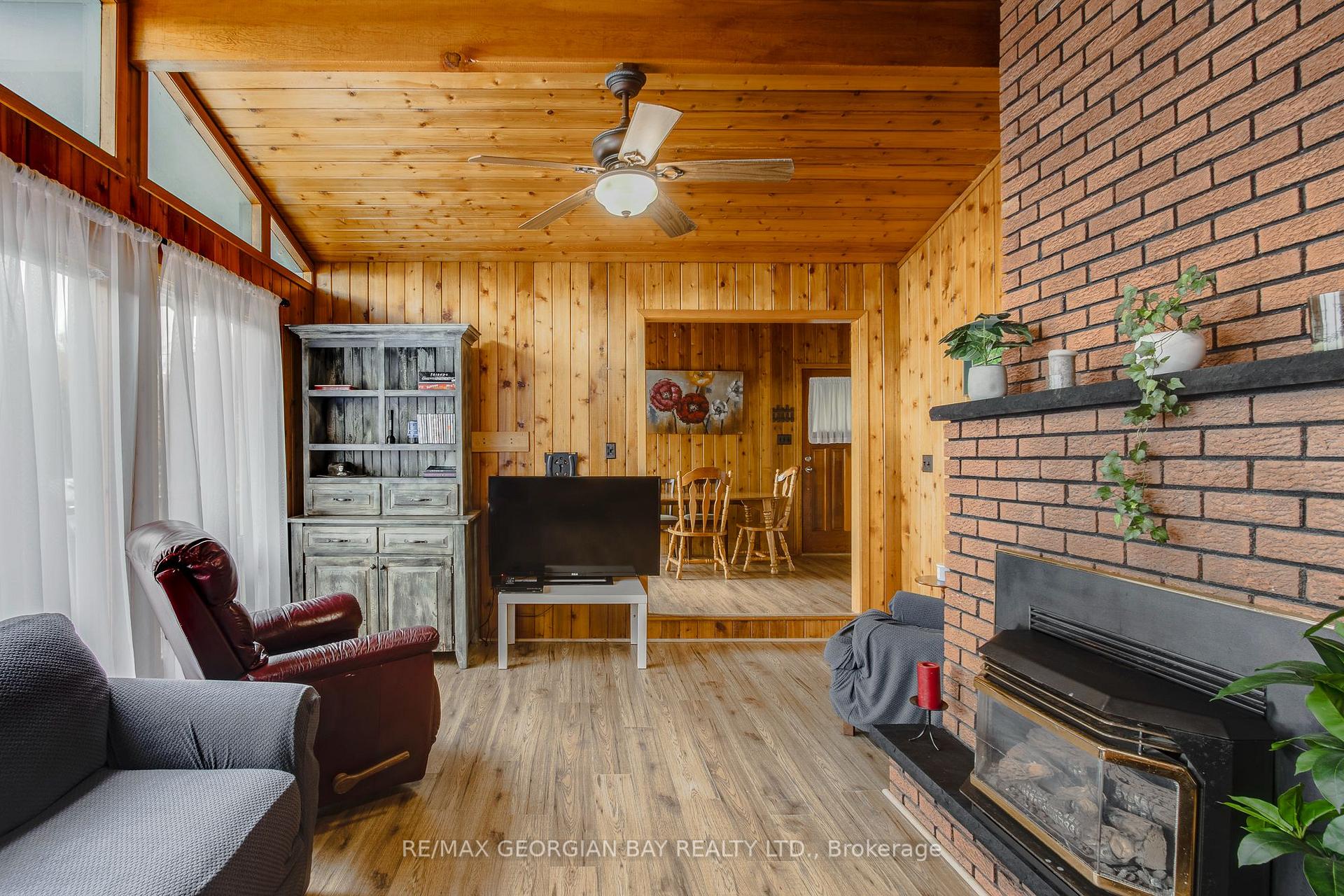 Photo 7 of 69 Albert Avenue, Tiny, Rural Tiny — HOMEH