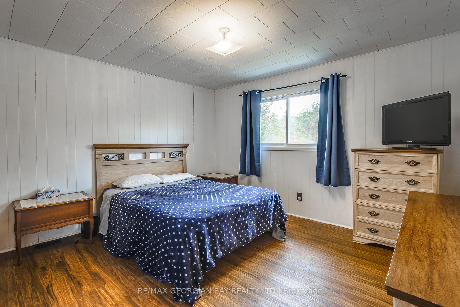 Photo 14 of 69 Albert Avenue, Tiny, Rural Tiny — HOMEH