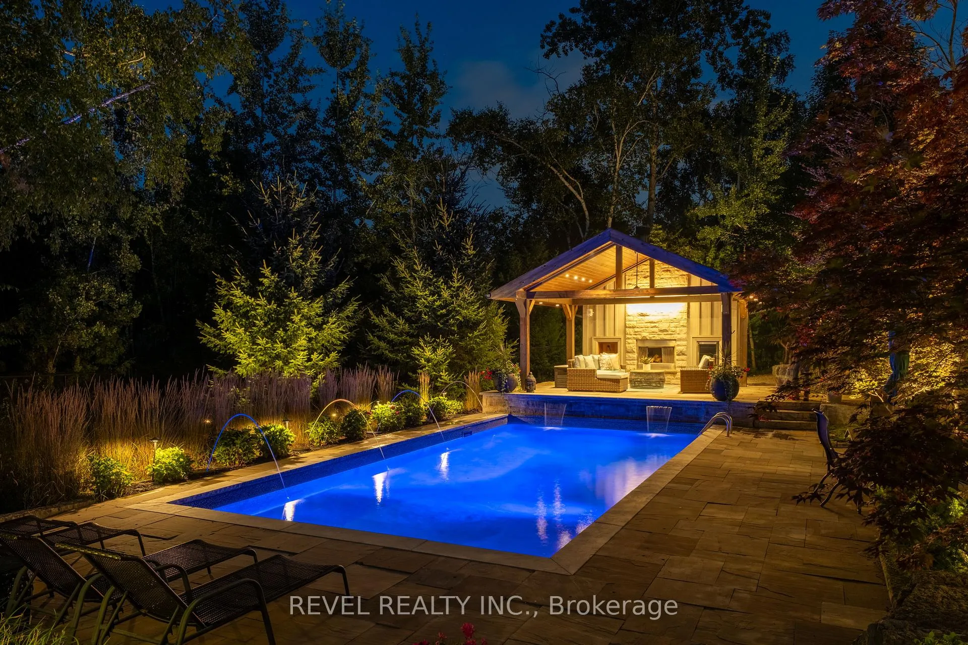 Photo 7 of 32 Cedar Drive, Caledon, Rural Caledon — HOMEH