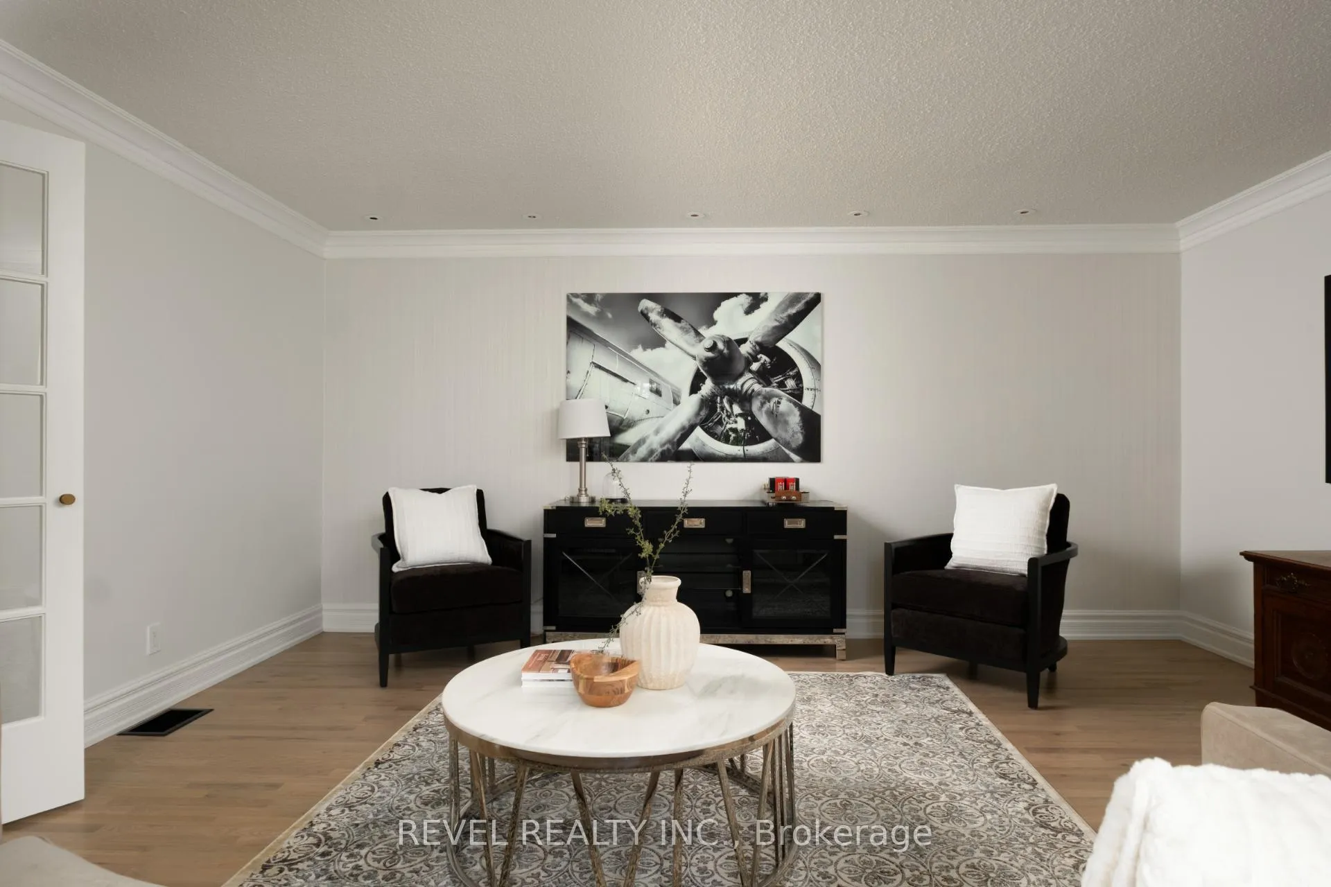 Photo 9 of 32 Cedar Drive, Caledon, Rural Caledon — HOMEH