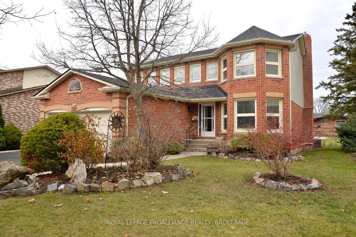 Photo 2 of 59 Glencoe Crescent, Kingston, West of Sir John A. Blvd — HOMEH