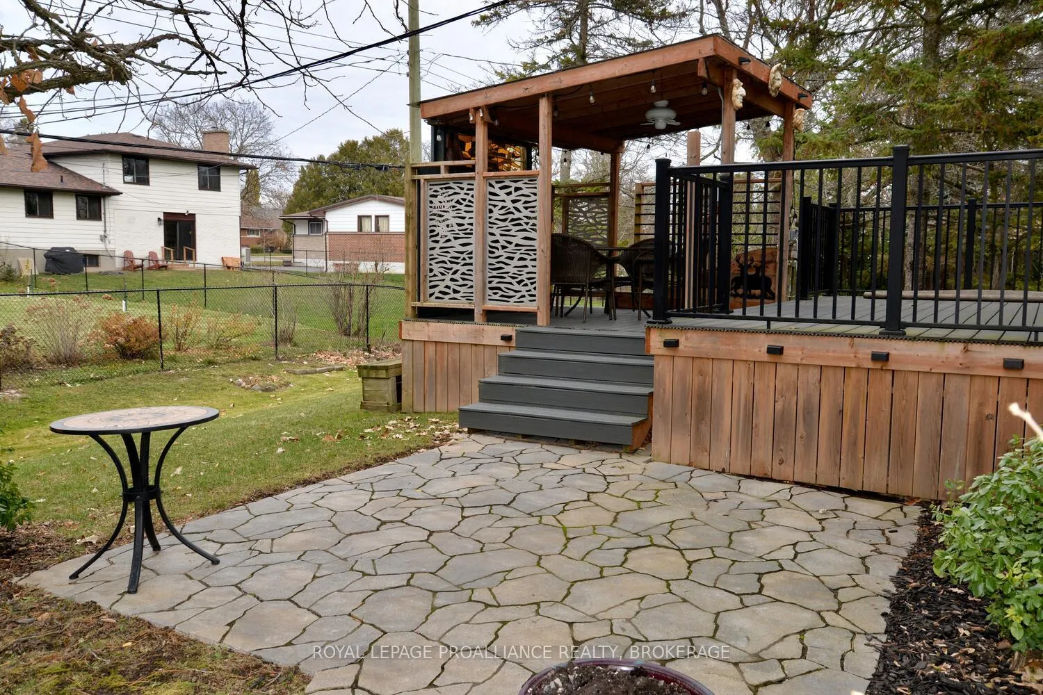 Photo 38 of 59 Glencoe Crescent, Kingston, West of Sir John A. Blvd — HOMEH